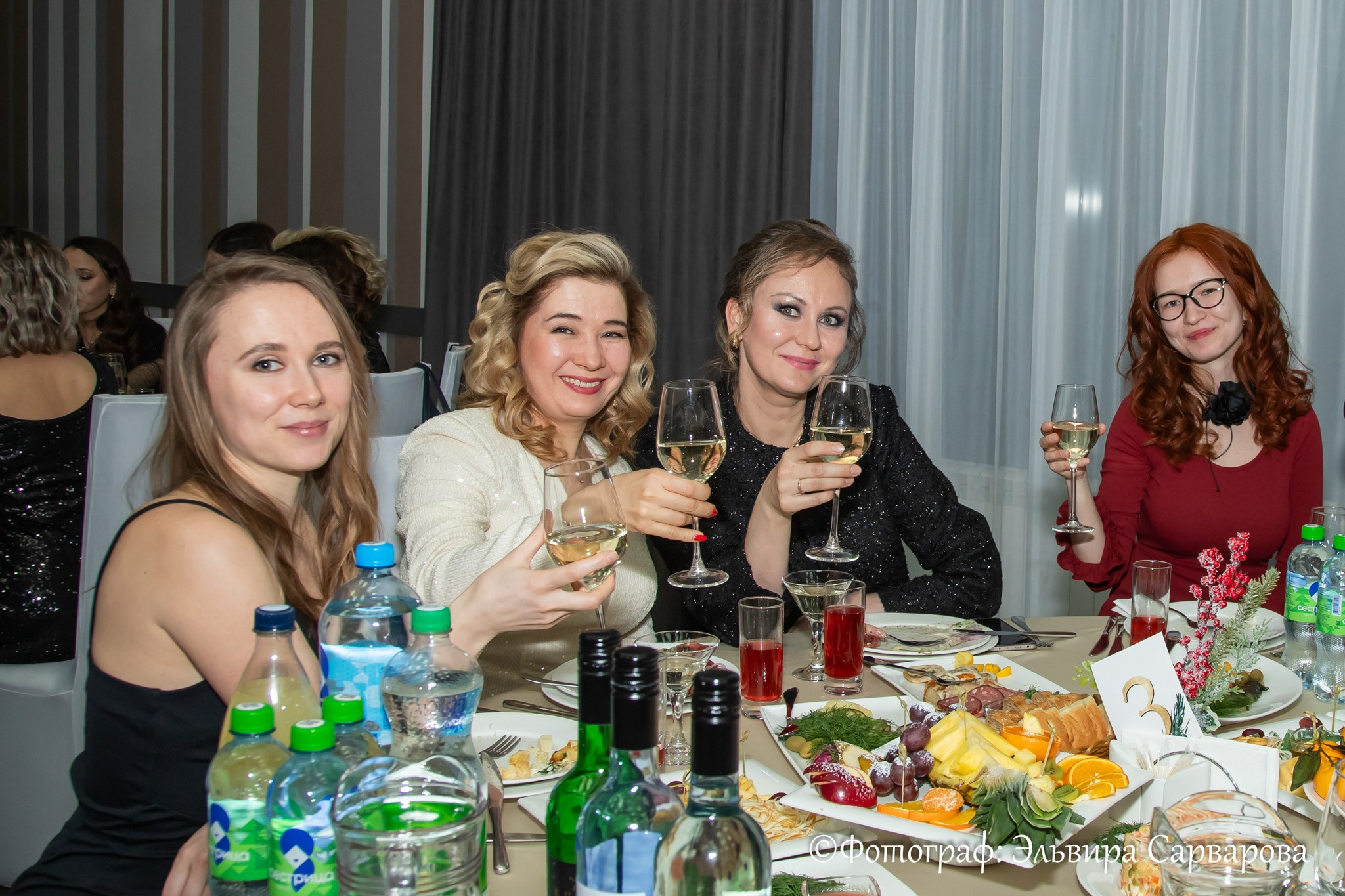 Новогодний корпоратив. Репортажный Фотограф