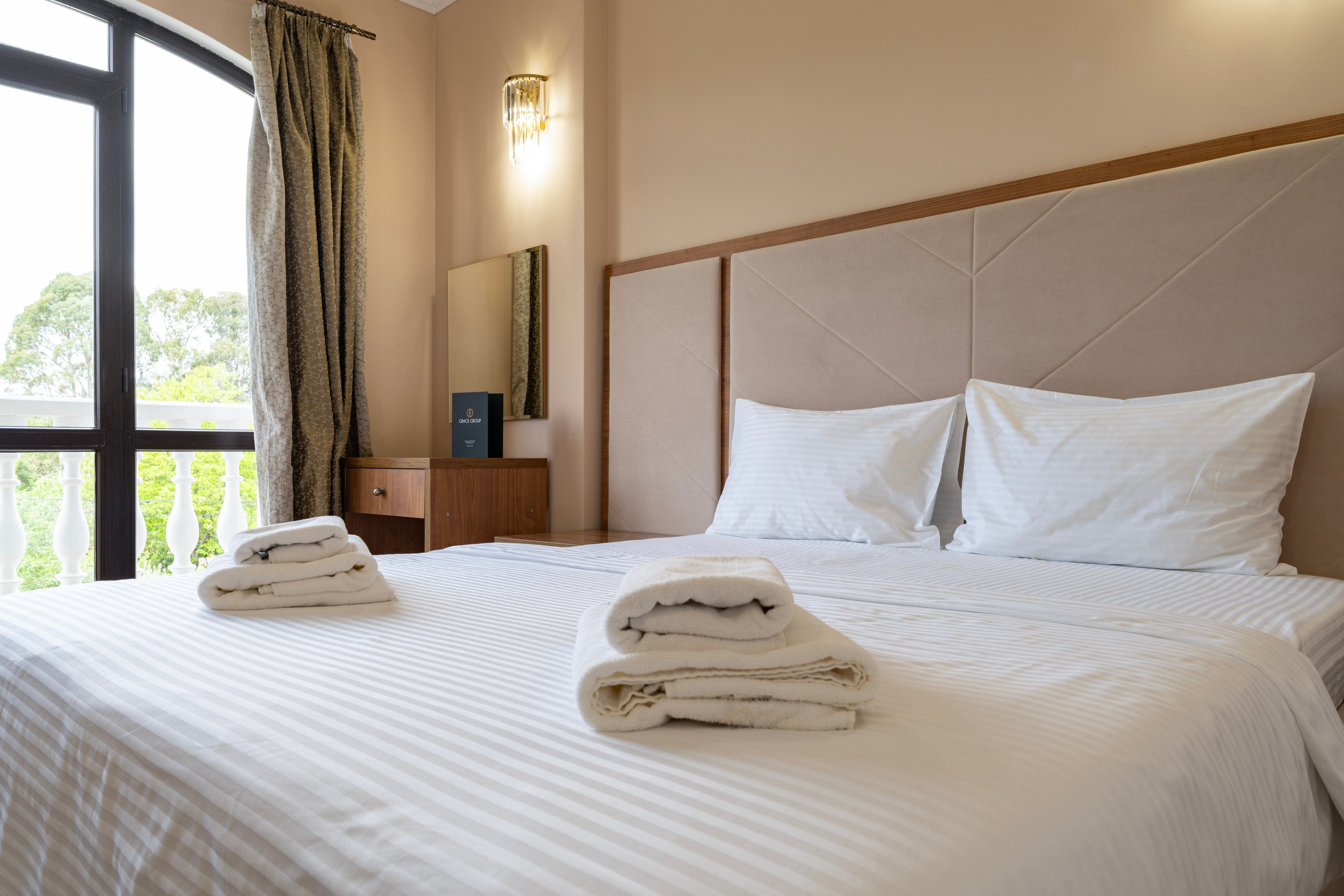 Грейс Фаорс. Главная