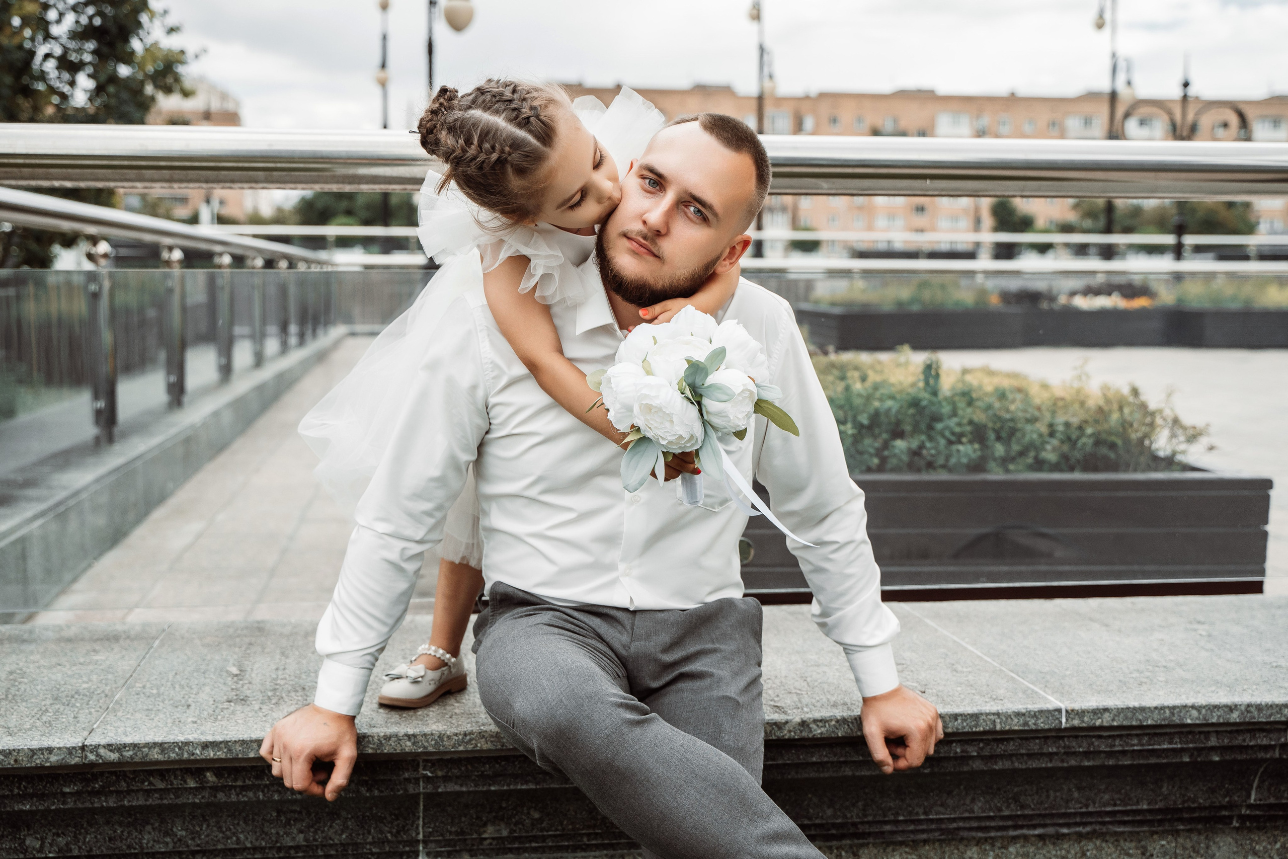 Елена и Александр. Регистрация и прогулка. Фотограф и видеограф в Москве и Московской области Мария Вишня