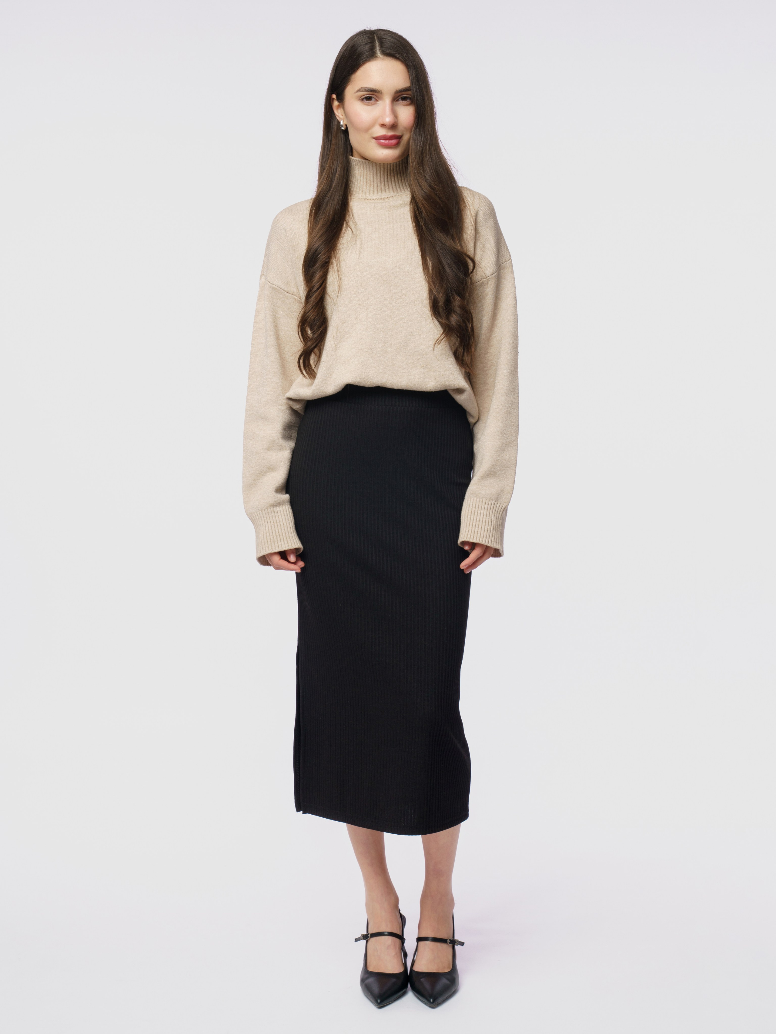 Анна, 40-42 р-р, рост 168. KED Production — продакшн из СПб. Создаём фото, видео и контент, который помогает брендам и селлерам продавать больше