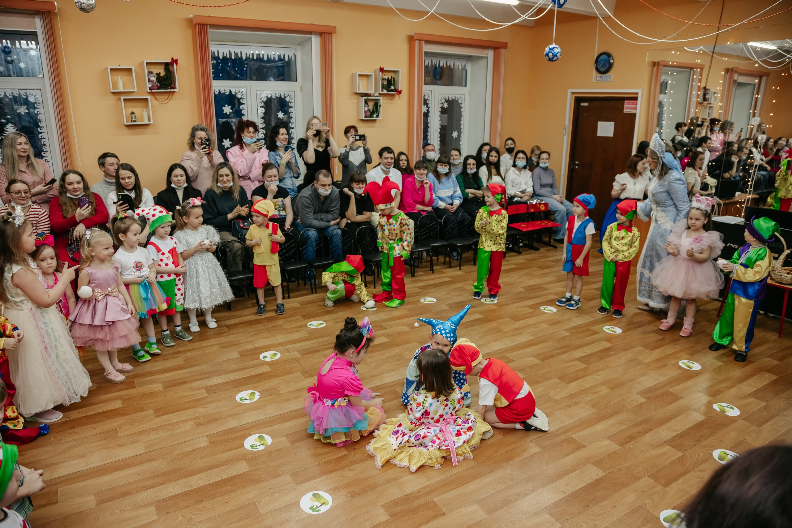 Репортаж в саду (утренник/день в саду). Фотограф на первый годик, семейный и детский фотограф в Новосибирске