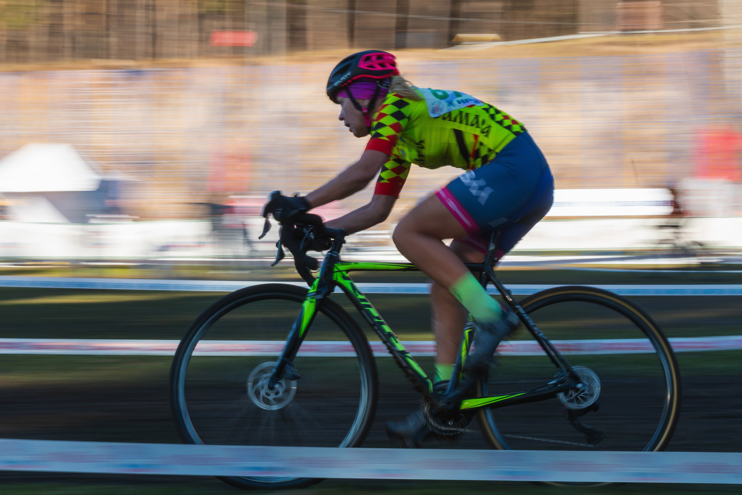 55-й Всероссийский велокросс на призы АО «ИРЗ». Олег Романов. Мастер фото по спорту