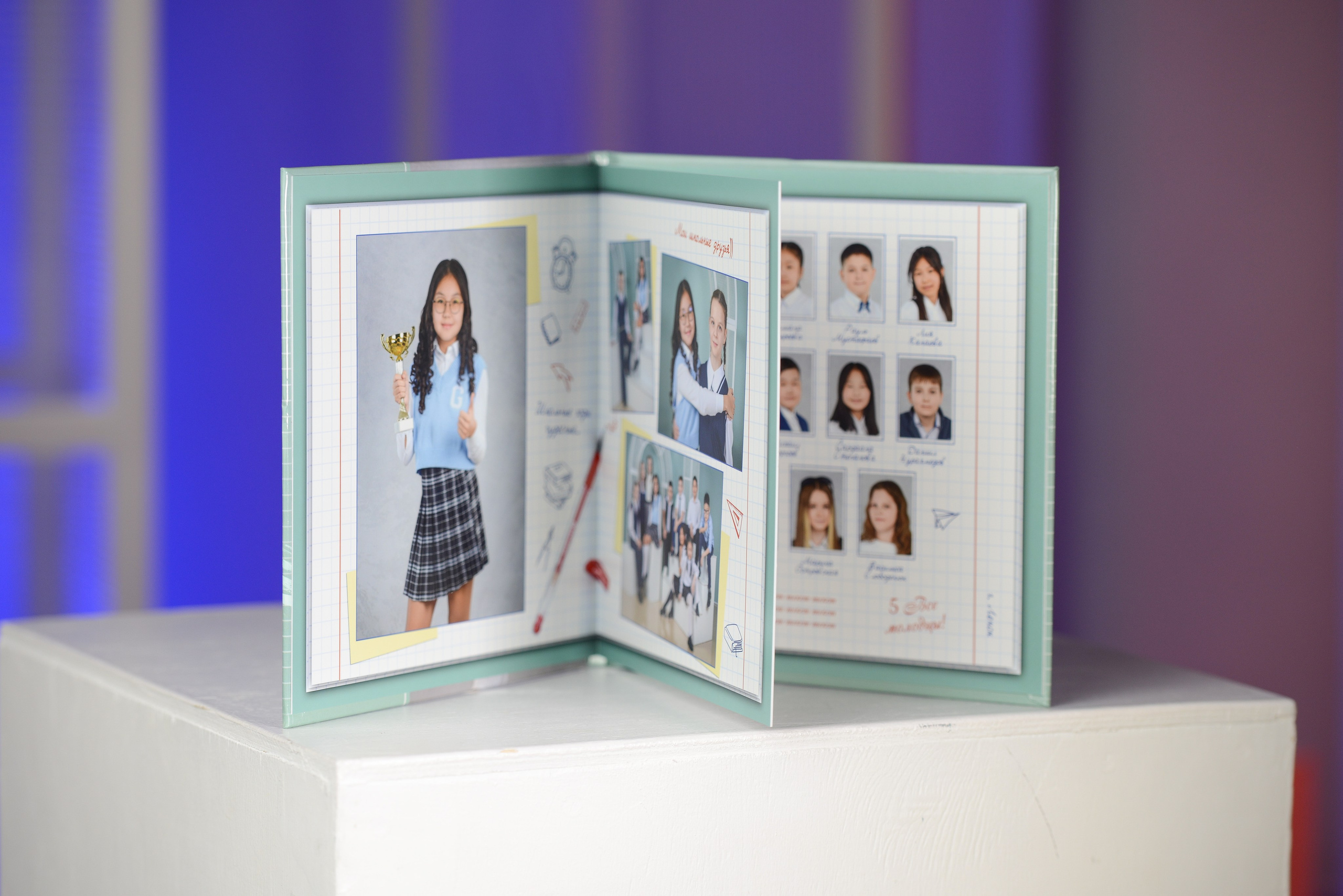 Альбом на 2 разворота. Татьяна Гойда портретный и семейный фотограф Ленск. Выпускные альбомы