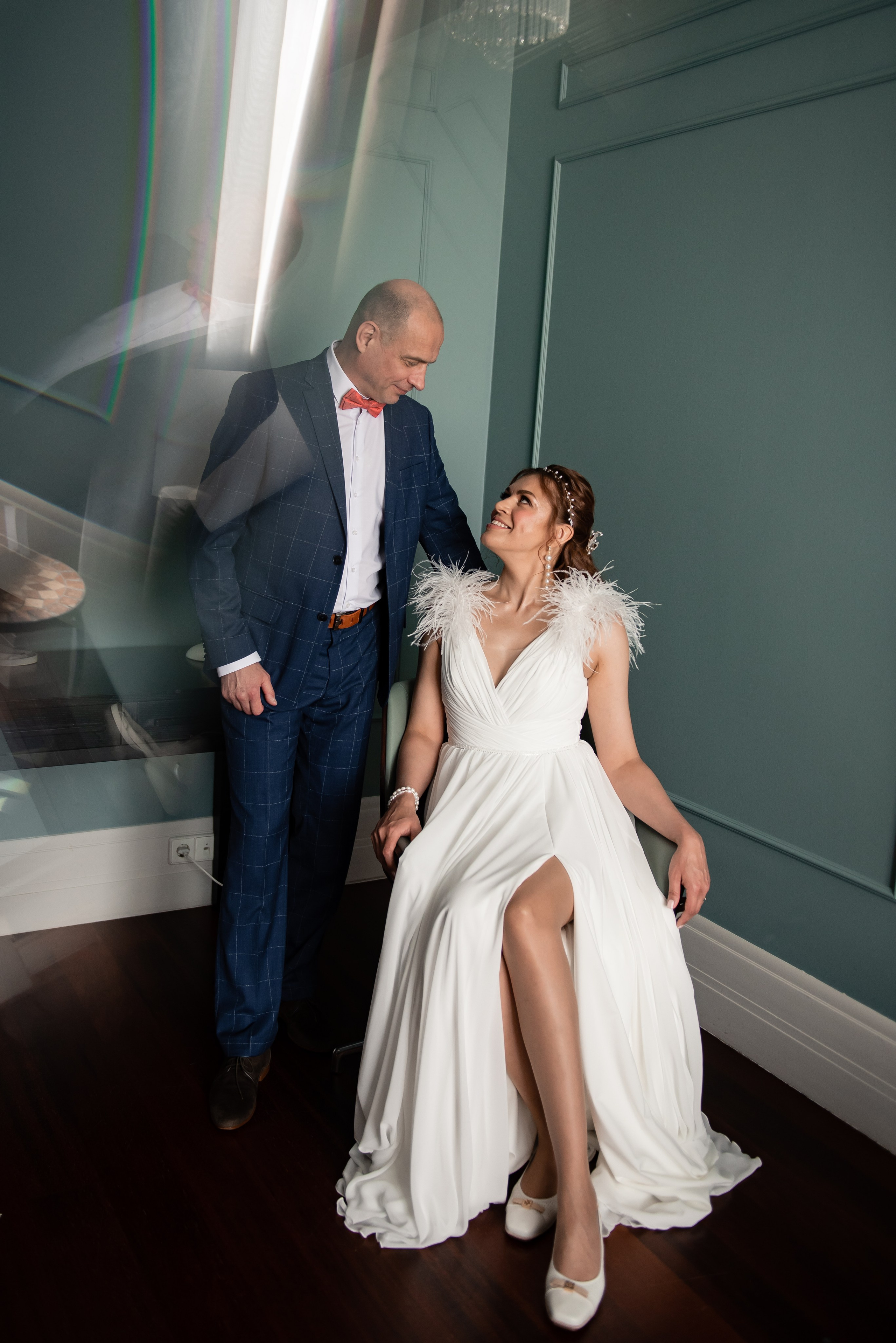 Свадебный день в Петербурге. Анастасия Петрович фотограф, фотокорреспондент в Москве и Санкт-Петербурге. Фотосъёмка репортажа, мероприятия, корпоративная съёмка, контент