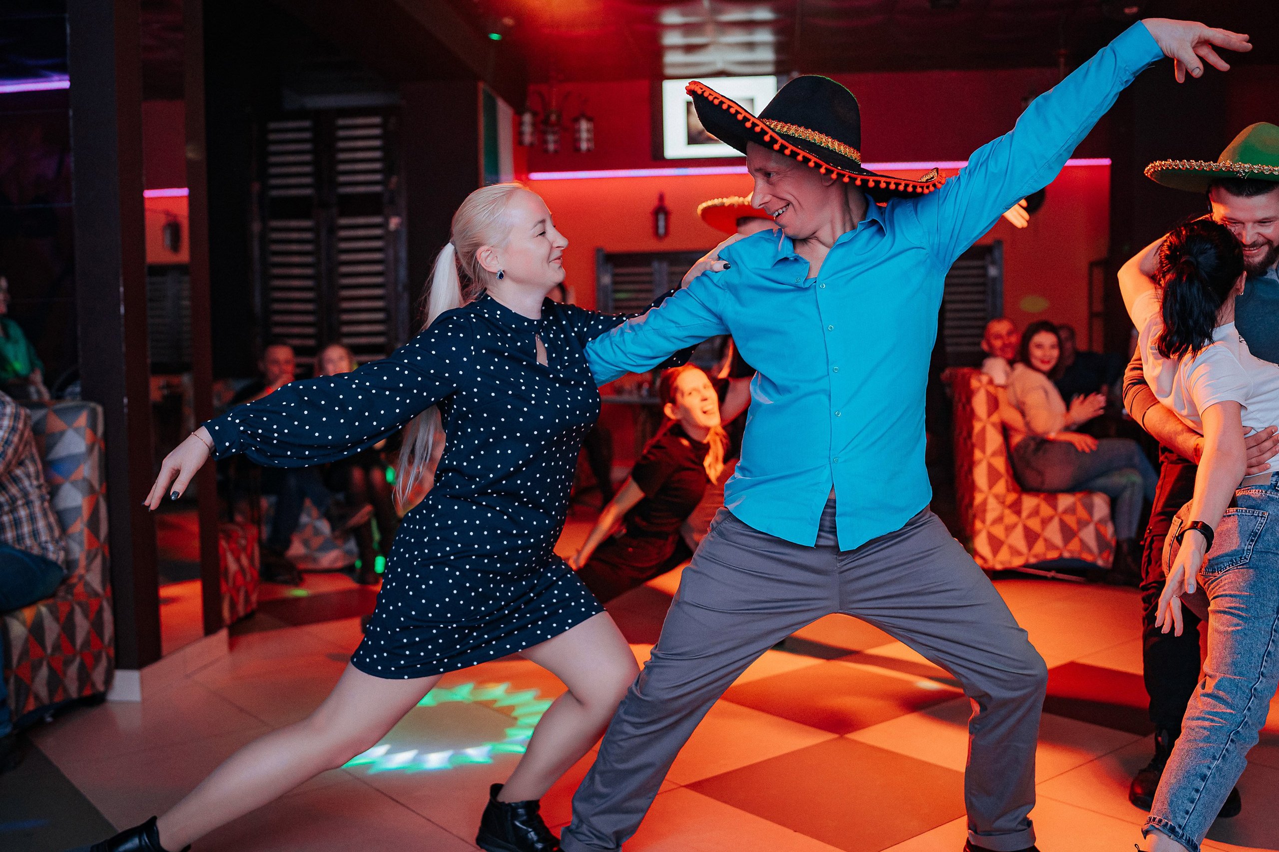 Coco bongo. Репортажный (Event) фотограф в Барнауле | Даниил Маркин | Качество и вайб