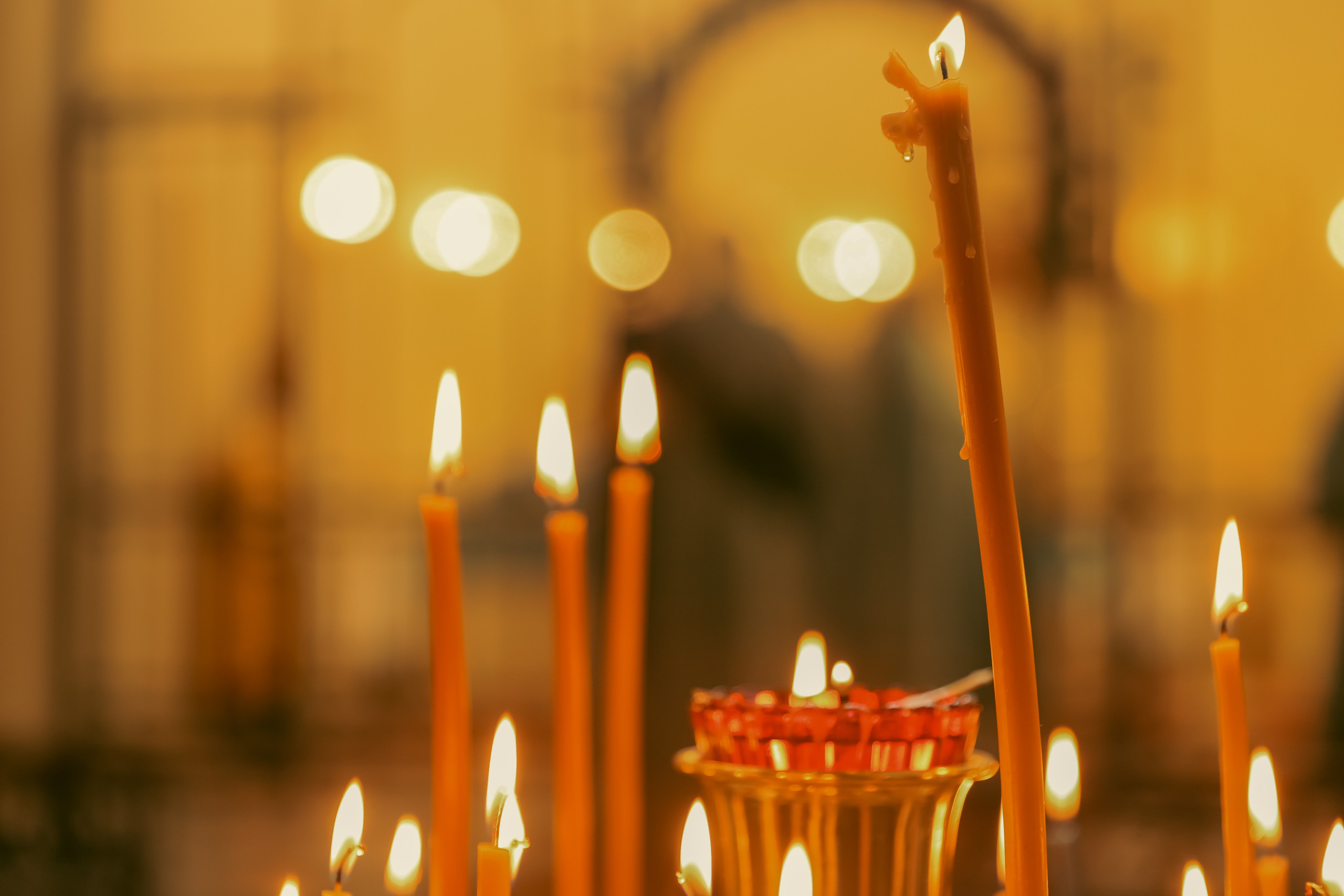 Служба в церкви