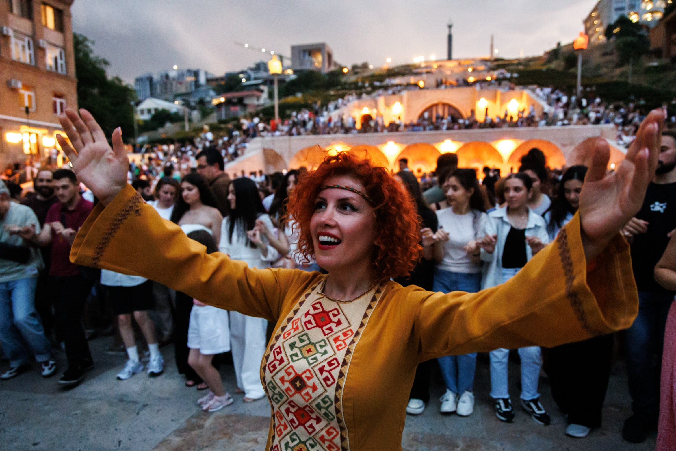 Armenian national dress and dance. Press photo