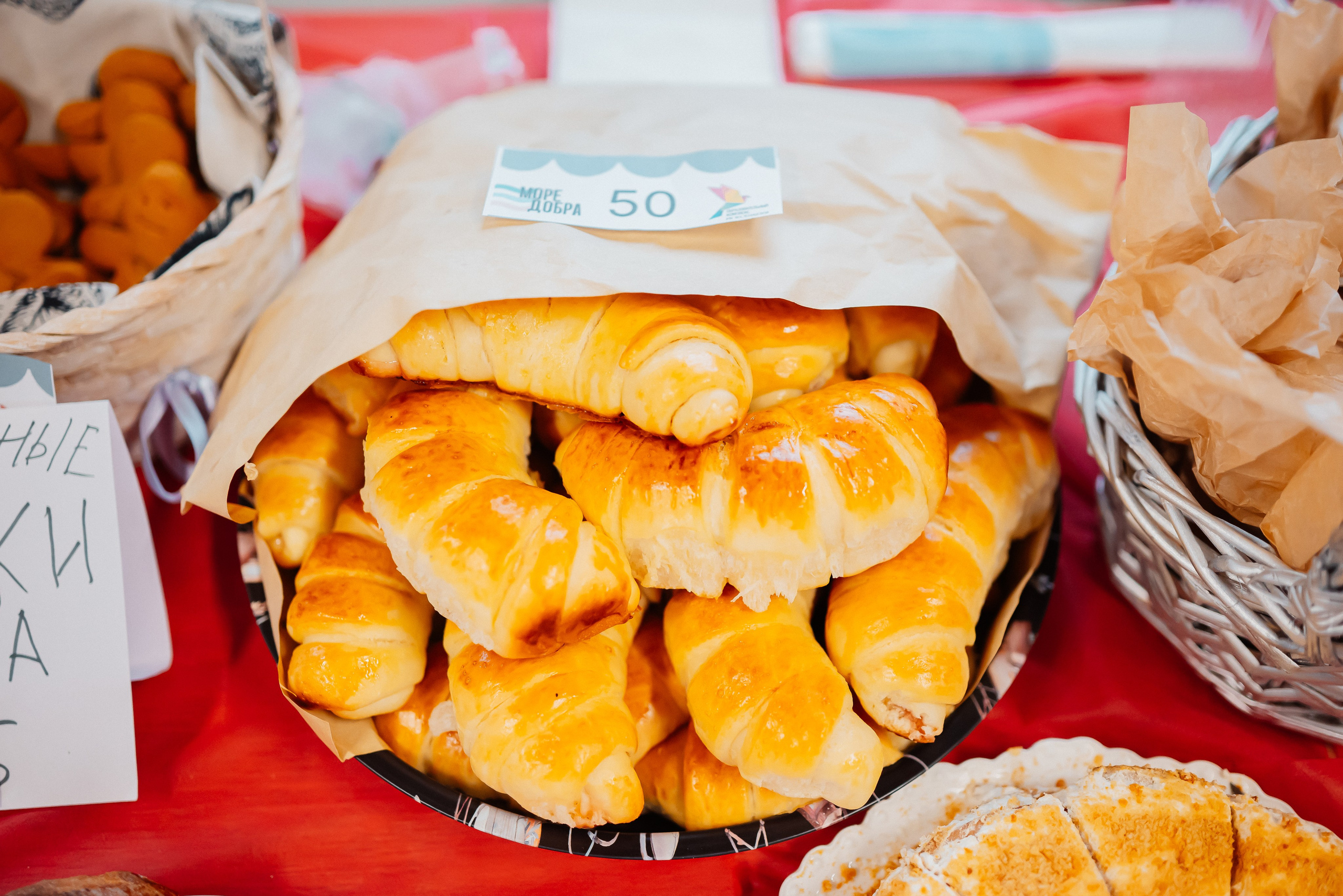 Ярмарка ко дню матери в частной школе К. М. Тенишевой. Фотограф Исламова Лилия, Смоленск