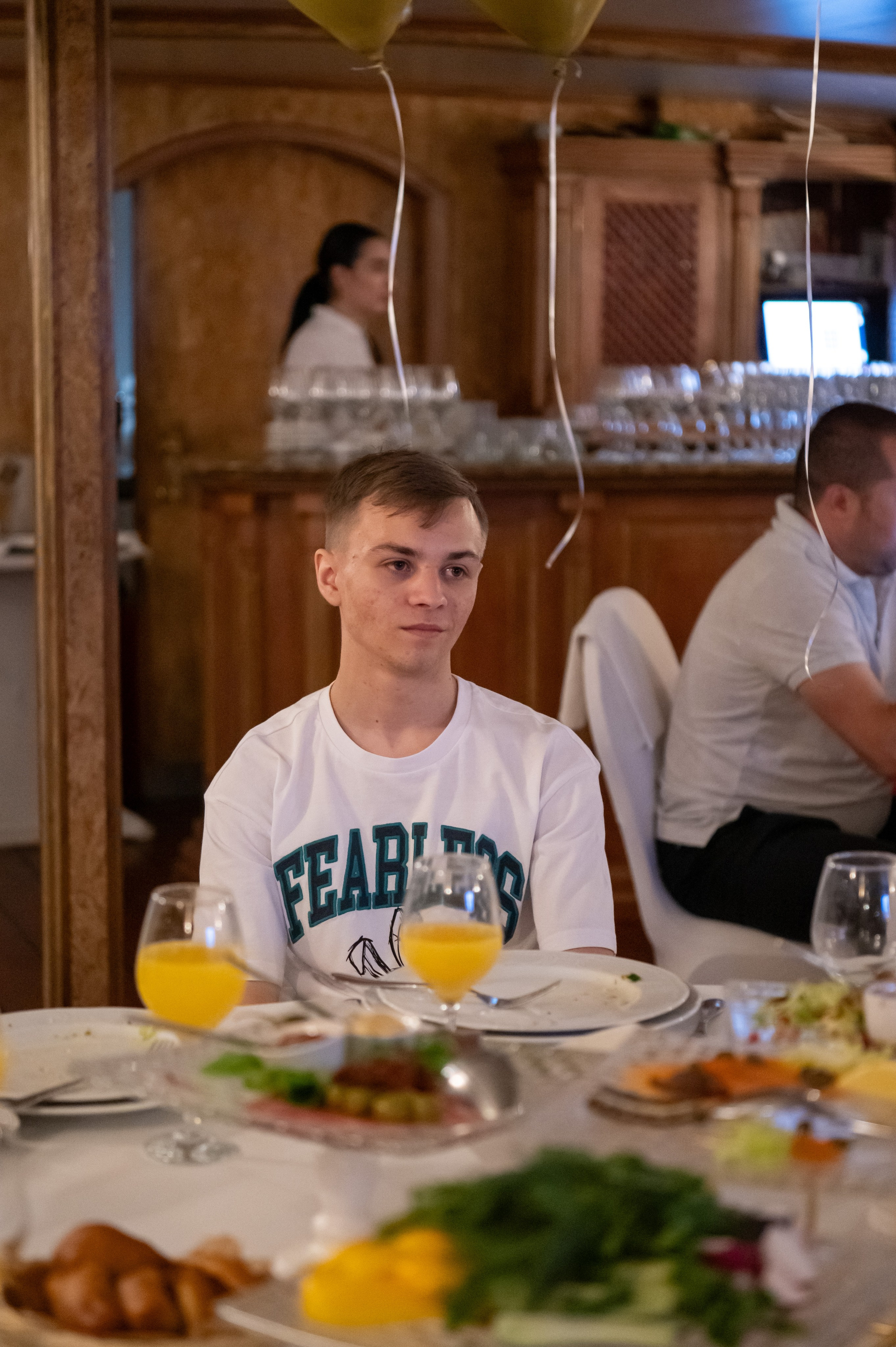 Выпускной вечер 11 класс на теплоходе. Детский и семейный фотограф г. Москва Оксана Катаджи