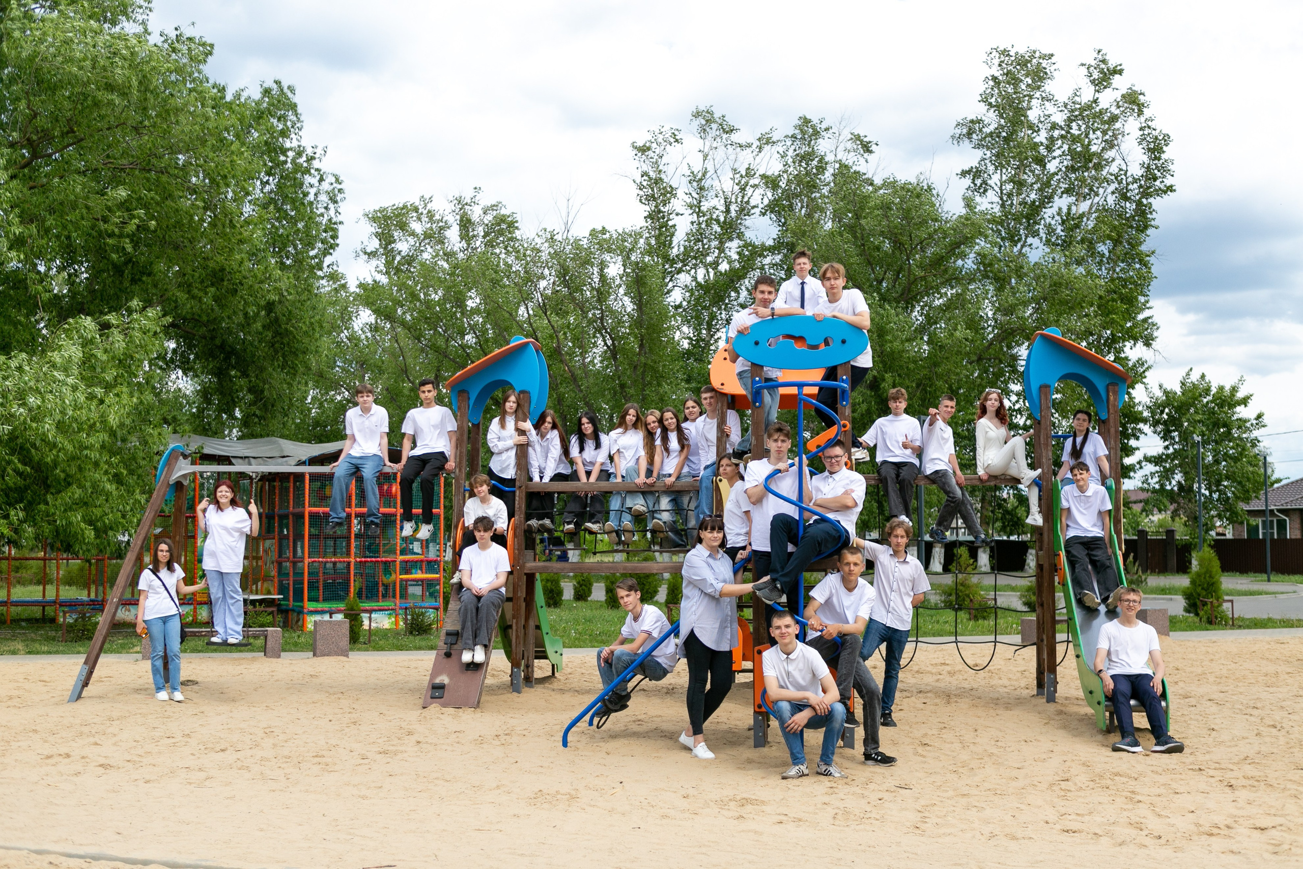 Прогулка. Выпускные альбомы Воронеж " СОКОЛ фото»