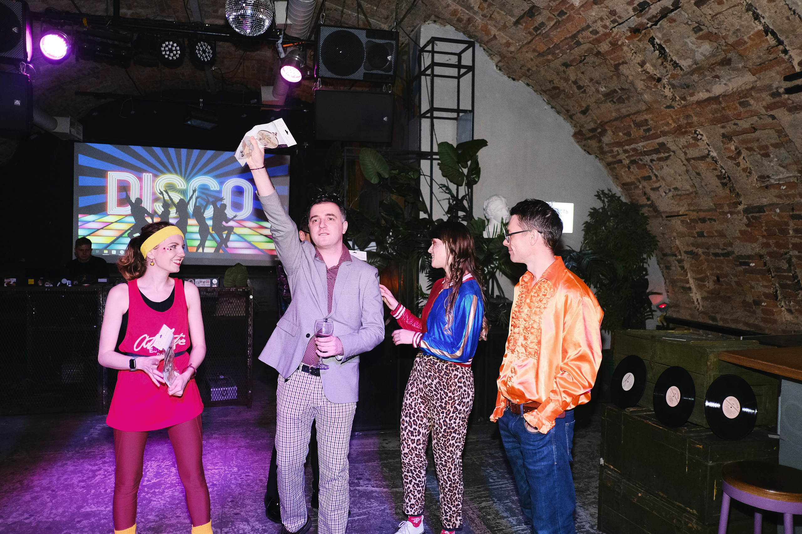 True Lab. Свадебный фотограф Санкт-Петербург Ирина Селезнева RmesLOVE