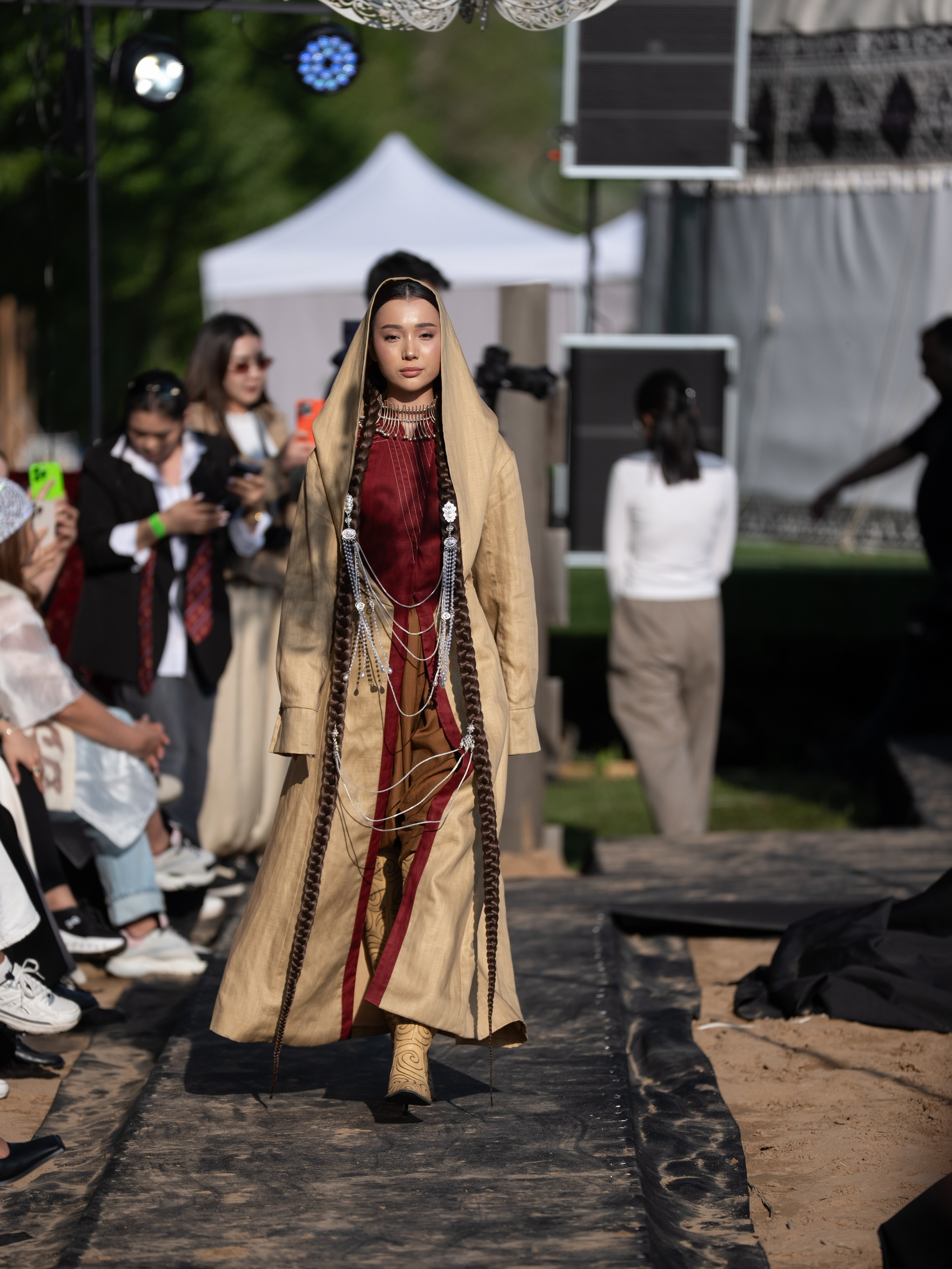 Designer Dariya Kuatzhan. Сайт Алматинского НЮ АРТ, будуар и фэшн фотографа Дениса Карпенко