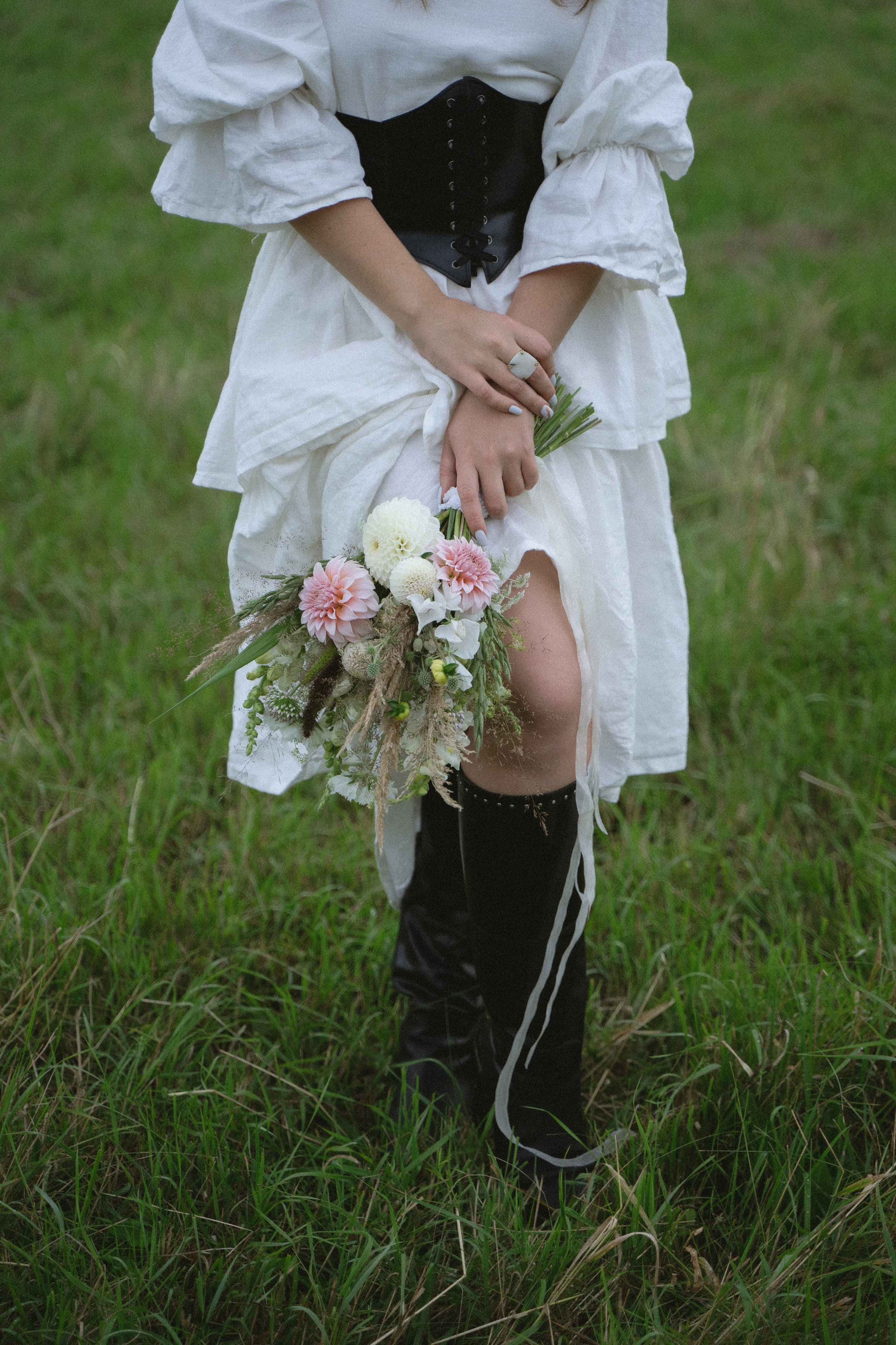 Фотосессия в поле для Александры. Фотограф Надежда Погребняк | Рязань | Москва