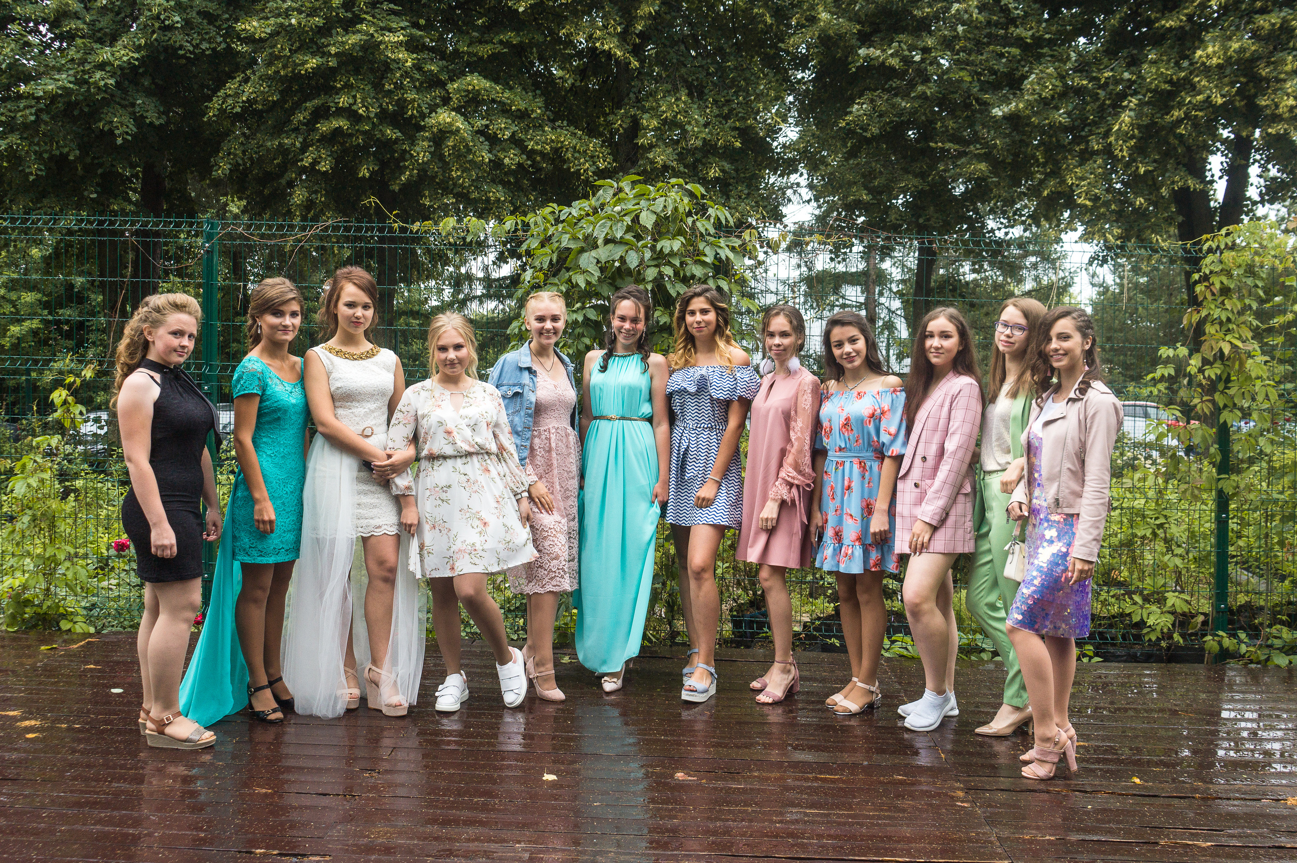 Школа Стоимость репортажной фотосъемки. Фотосъемка в детском саду и школе. Фотоальбомы и фотокниги ВЫПУСКНИК