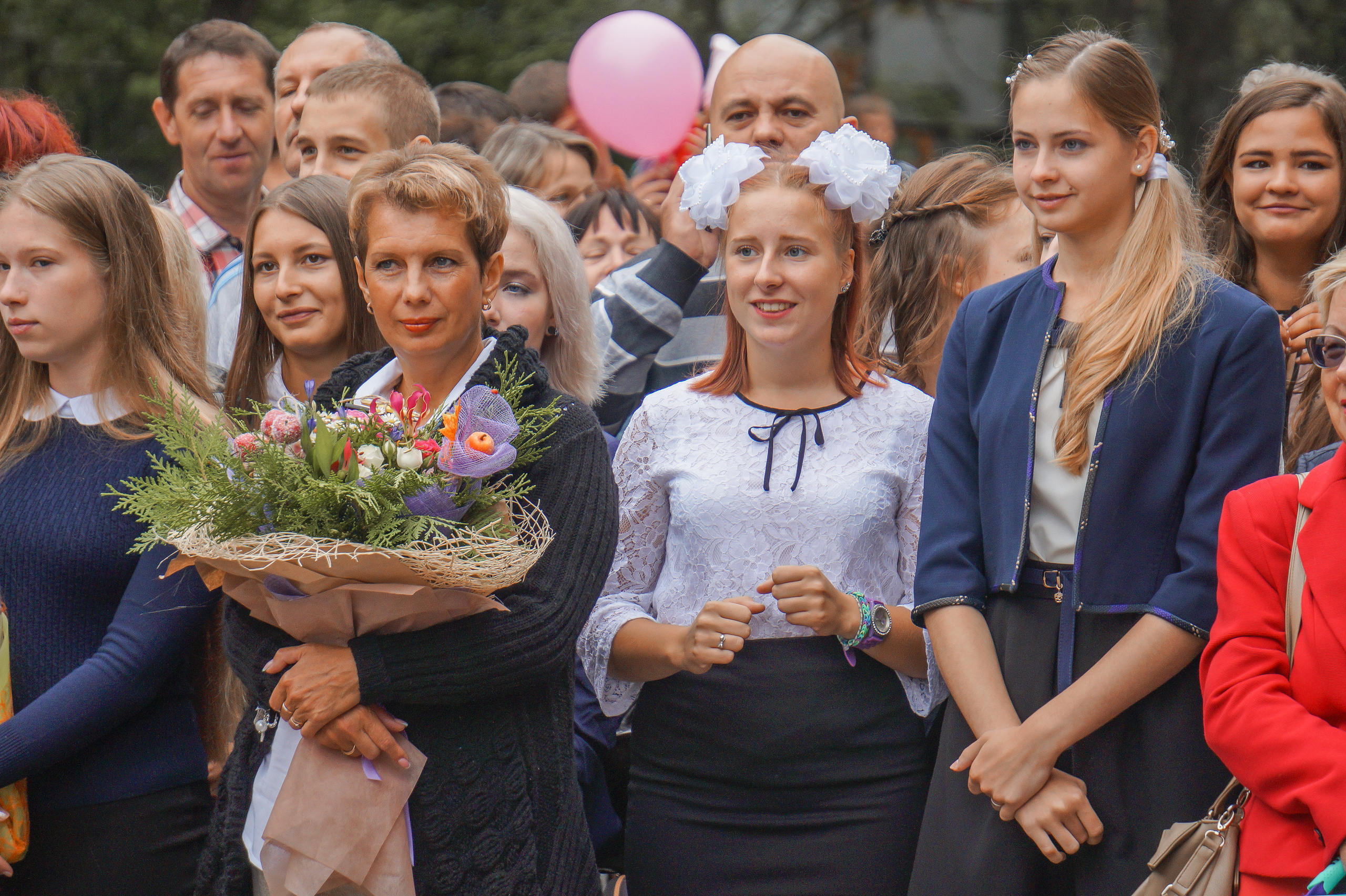 Школа Стоимость репортажной фотосъемки. Фотосъемка в детском саду и школе. Фотоальбомы и фотокниги ВЫПУСКНИК
