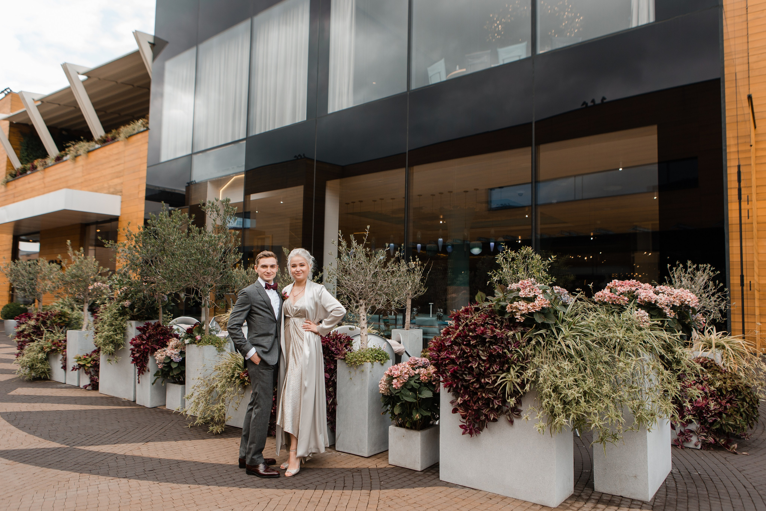Александр и Ольга. Видеосъемка и фотосъемка свадеб. Фотограф и оператор на свадьбу. Видеосъемка подкастов, собственная видео-фотостудии. Предметная фотосъемка