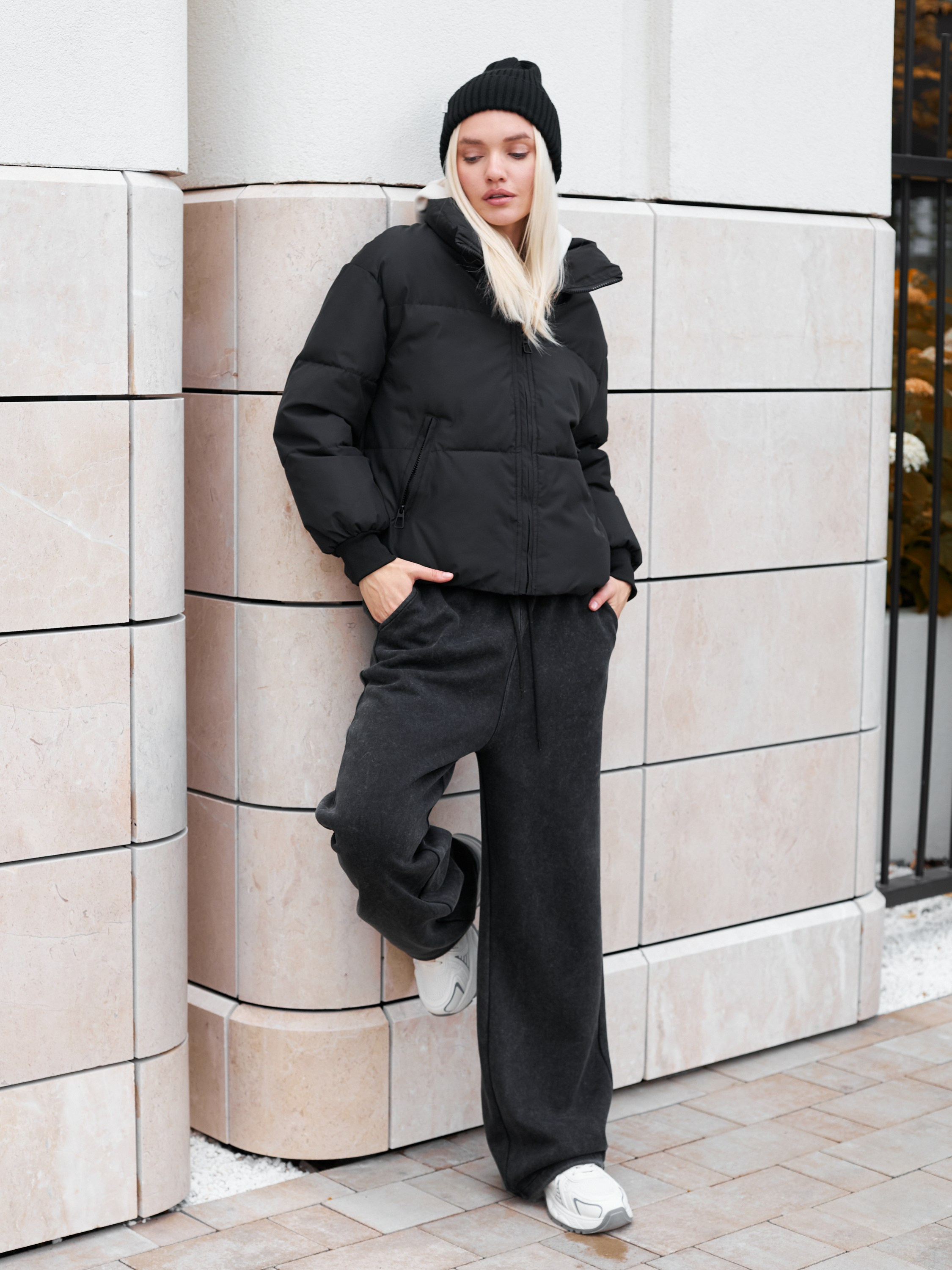 Фотосъемка курток Екатеринбург Wildberries ВБ Ozon Озон фотосессия одежды Екб заказать цена фотосъемка товара WB маркетплейс верхняя одежда. Фотограф Екатеринбург Анастасия Жерновская | Маркетплейсы и нейрофото