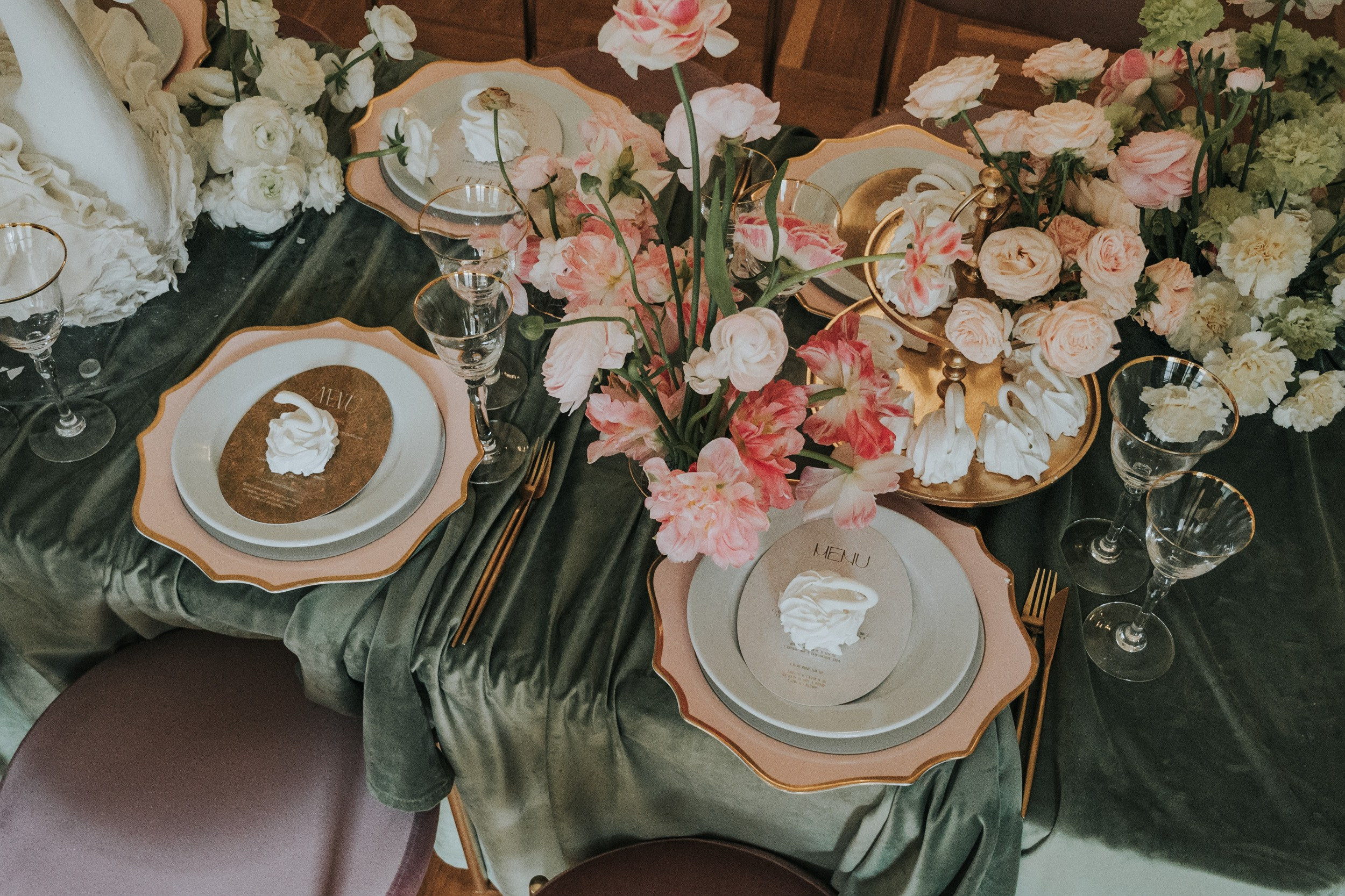 Особняк Ермолинского. Свадебный фотограф в Белгороде, Воронеже, Алексеевке, Старом Осколе, Губкине, Россоши