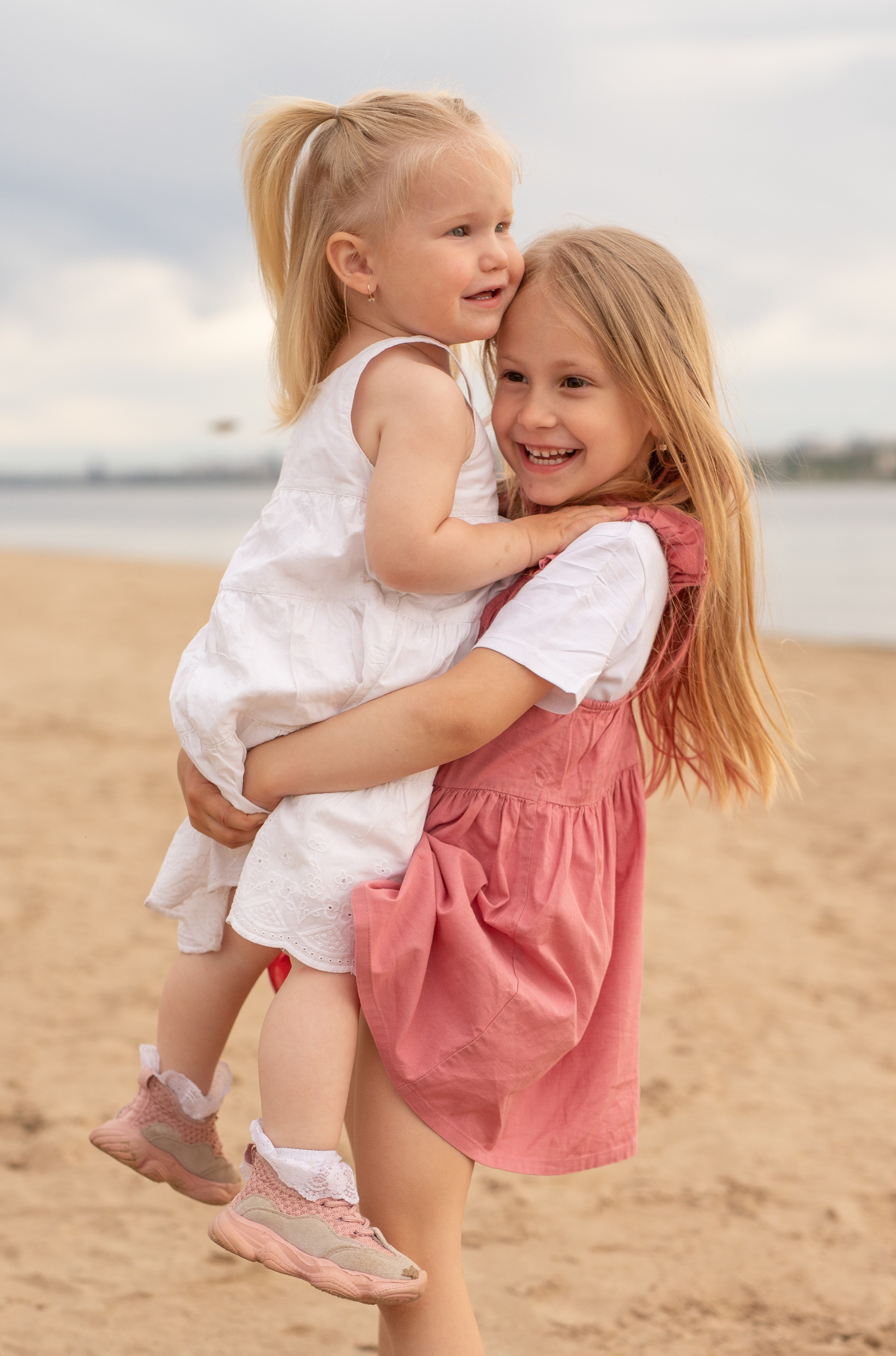 Портфолио семейная съемка Волгоград Волжский. Фотограф новорождённых Волгоград Волжский Дарья Рыскаль
