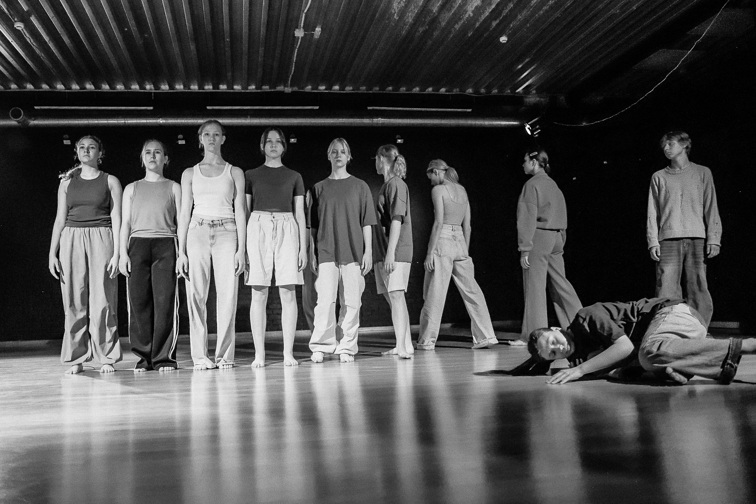 Современный показ Подземка. Небесные ласточки. Фотограф Юлия Мальцева