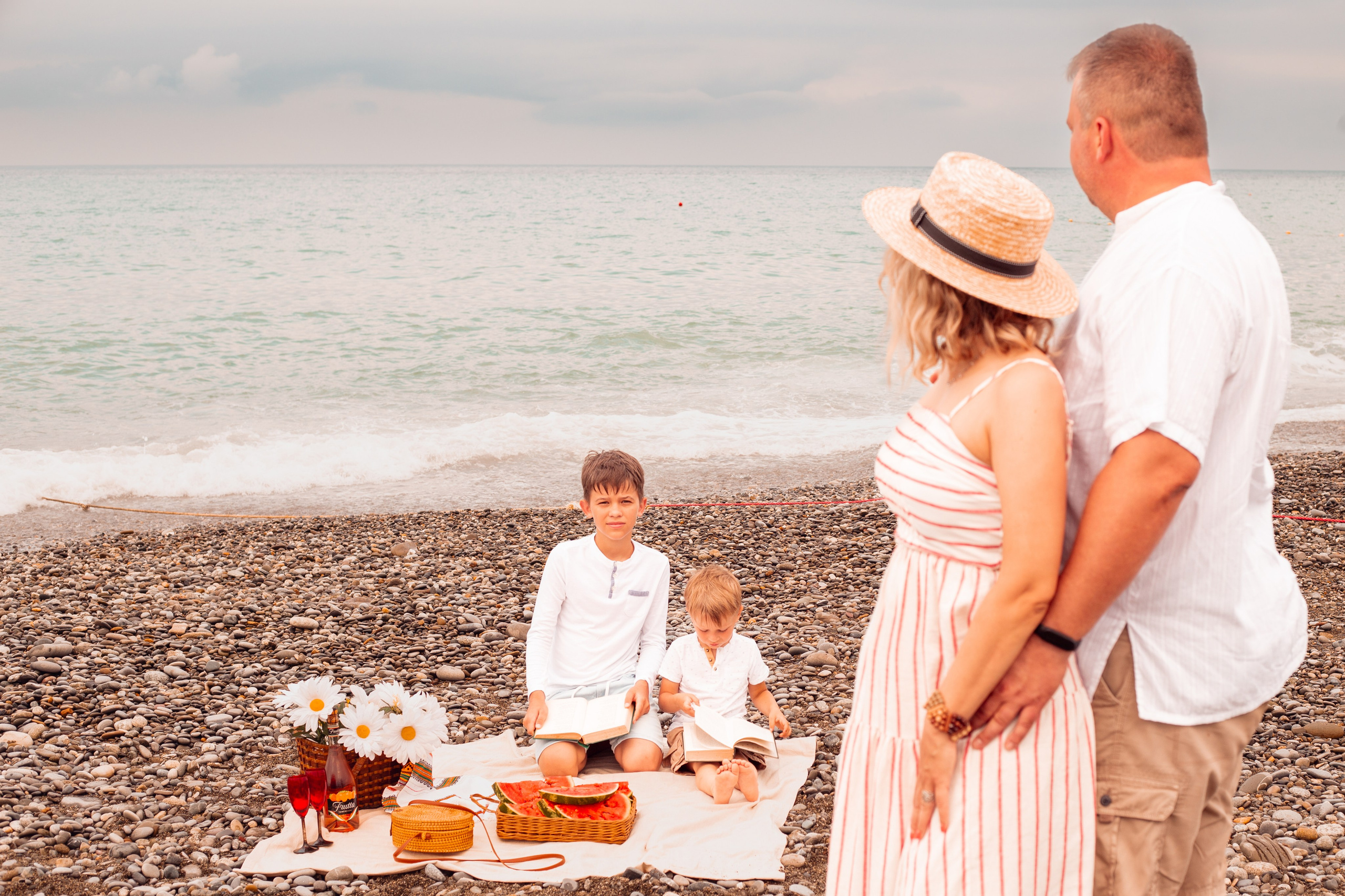Пикник у моря в Лоо. Семейный фотограф в Сочи, Лоо, Дагомысе, Вардане Кучумова Олеся
