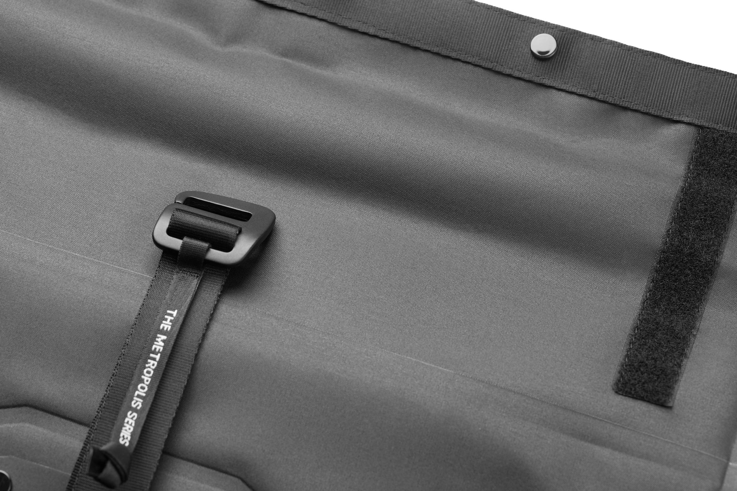 Одежда на манекене и враскладку. Олег Дмитриев