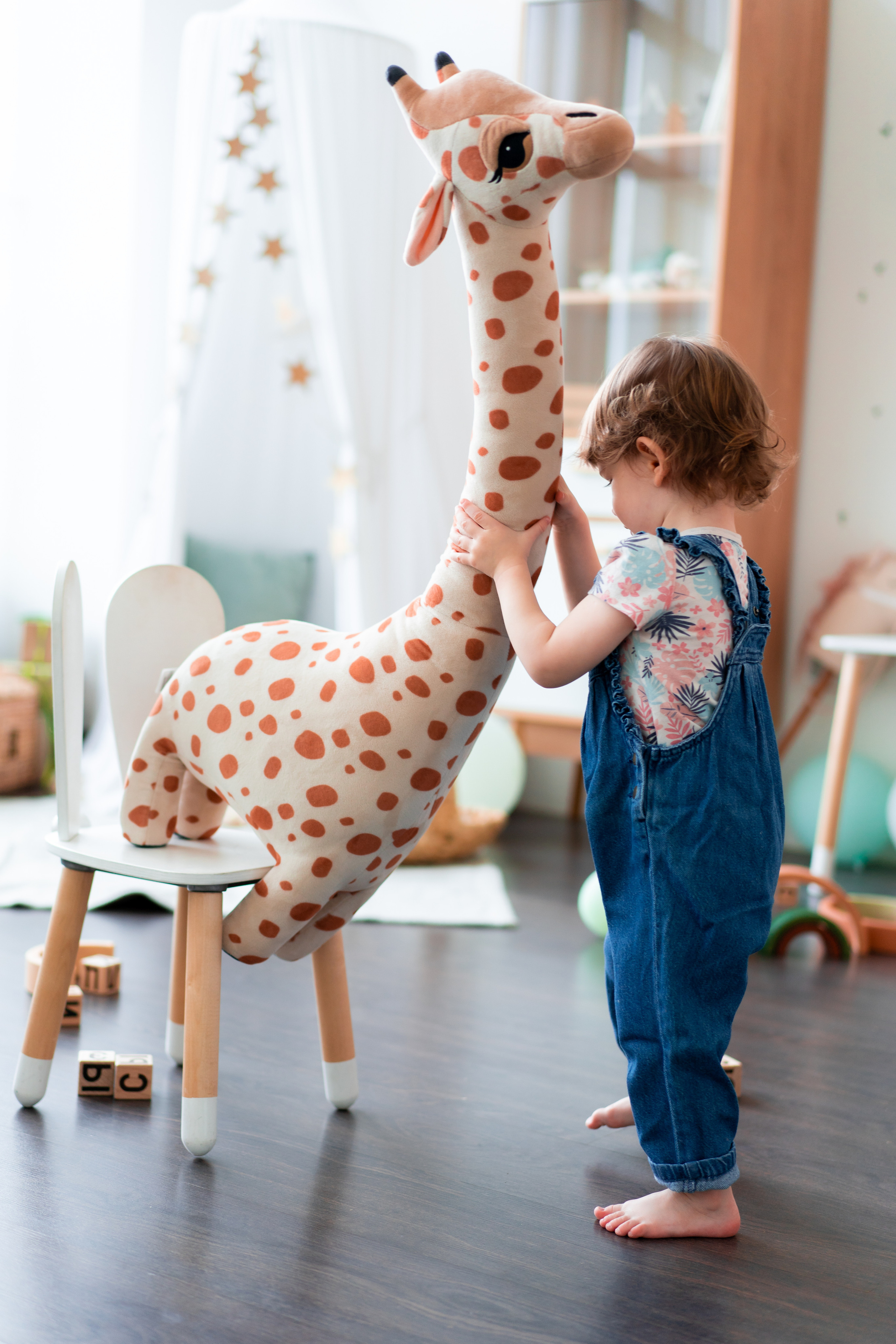 С Днём Рождения ребенка, портрет. Детская, семейная фотостудия в Санкт-Петербурге