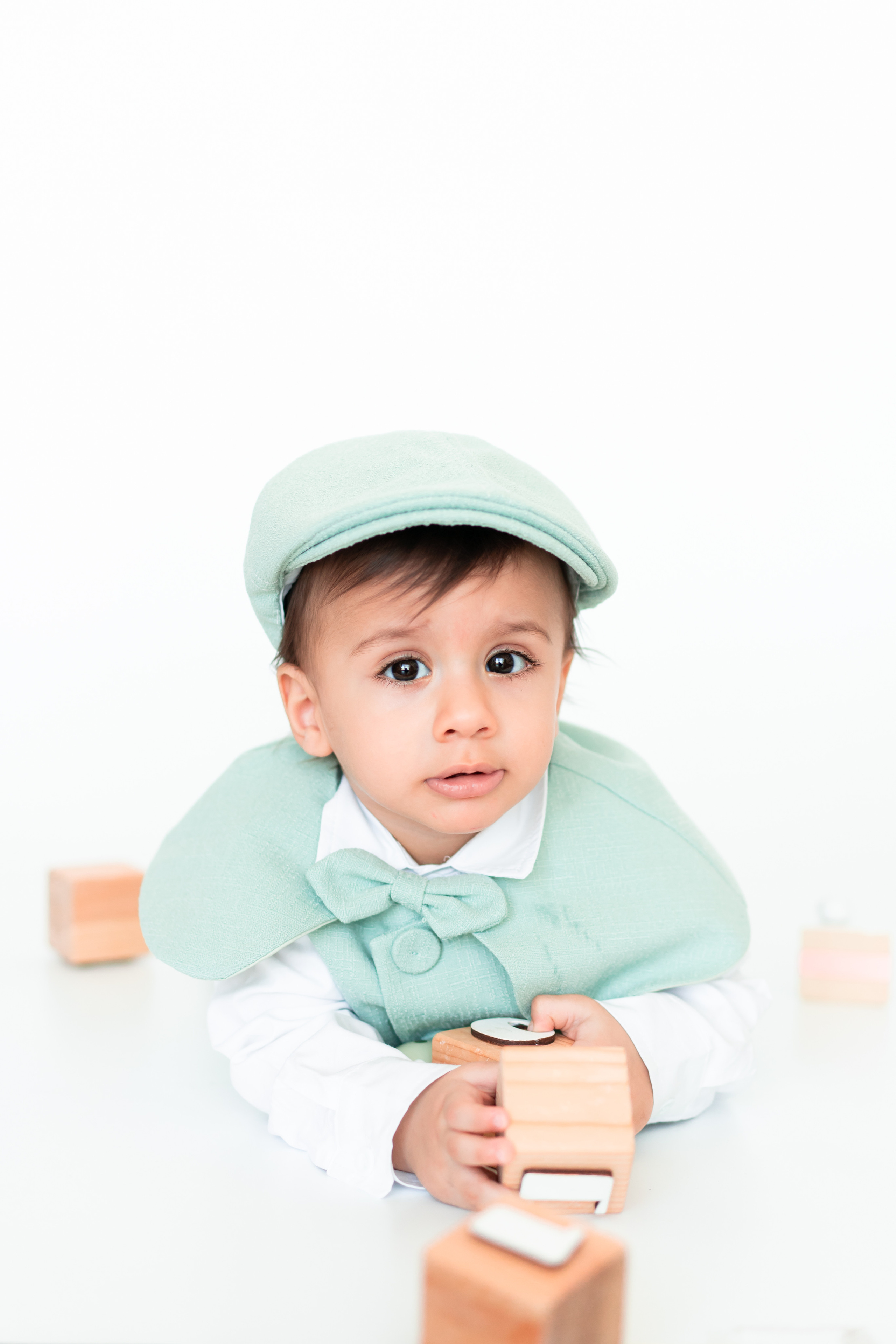 Первый день рождения малыша. Детская, семейная фотостудия в Санкт-Петербурге