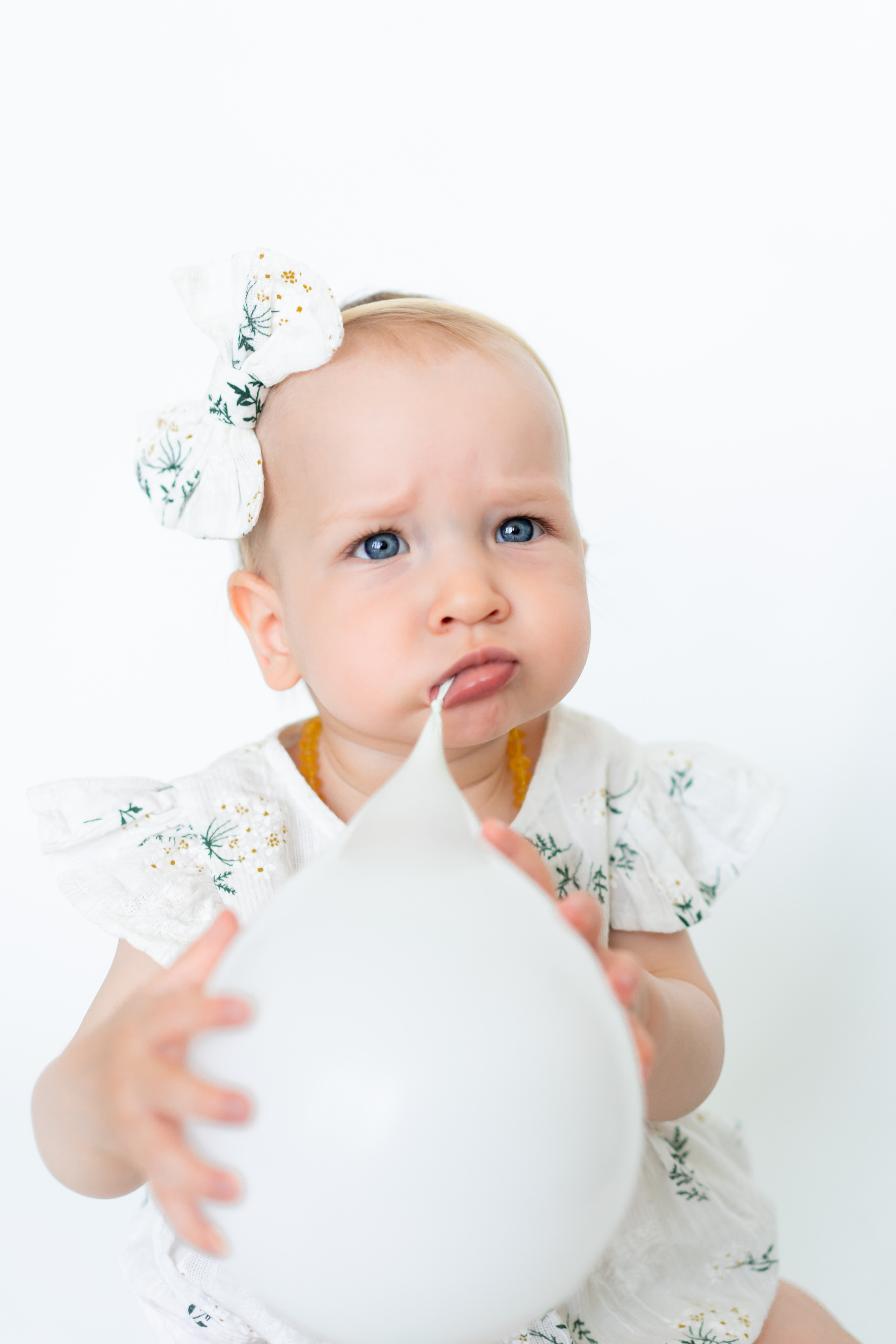 Первый день рождения малыша. Детская, семейная фотостудия в Санкт-Петербурге