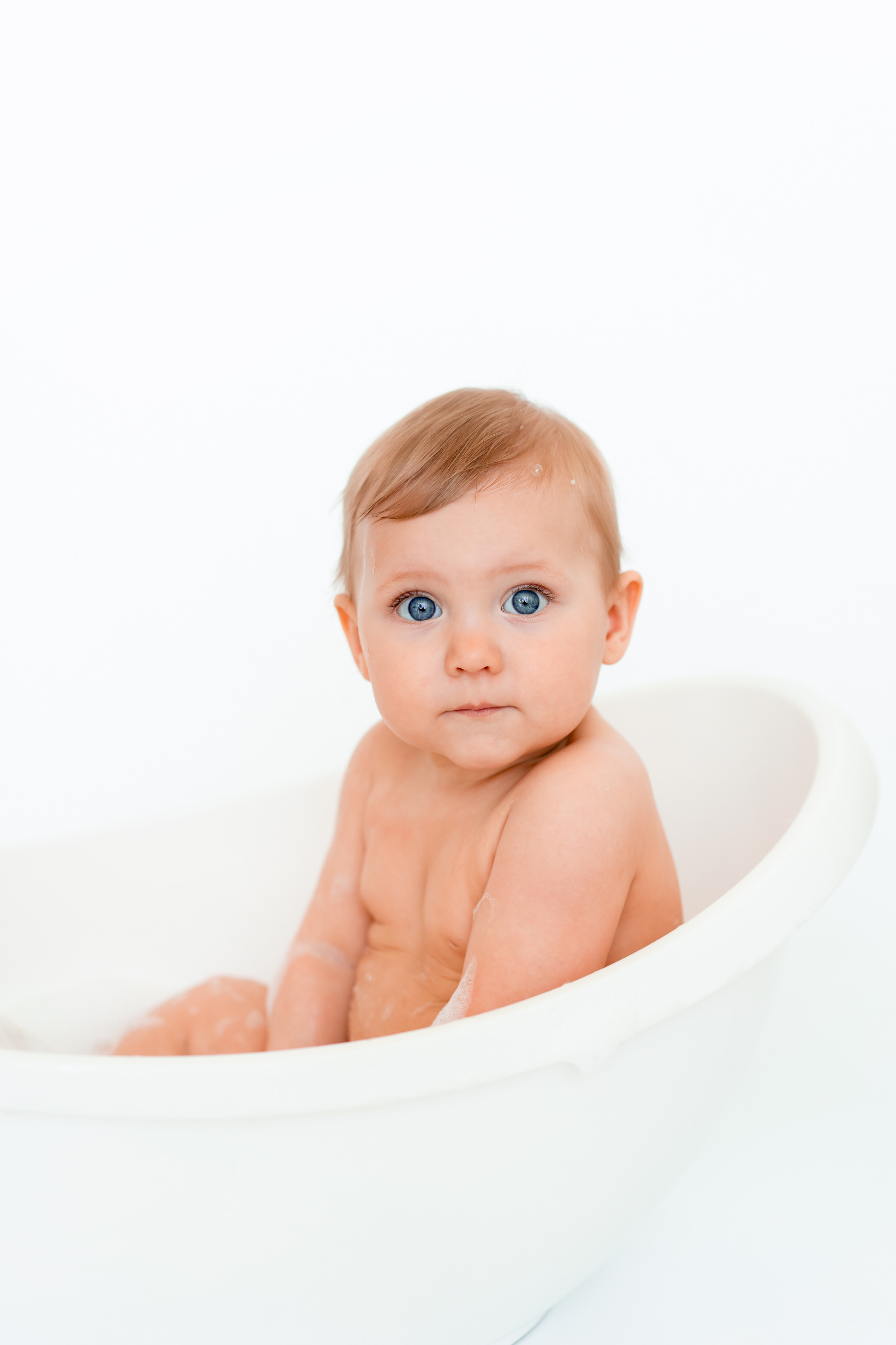 Первый день рождения малыша. Детская, семейная фотостудия в Санкт-Петербурге