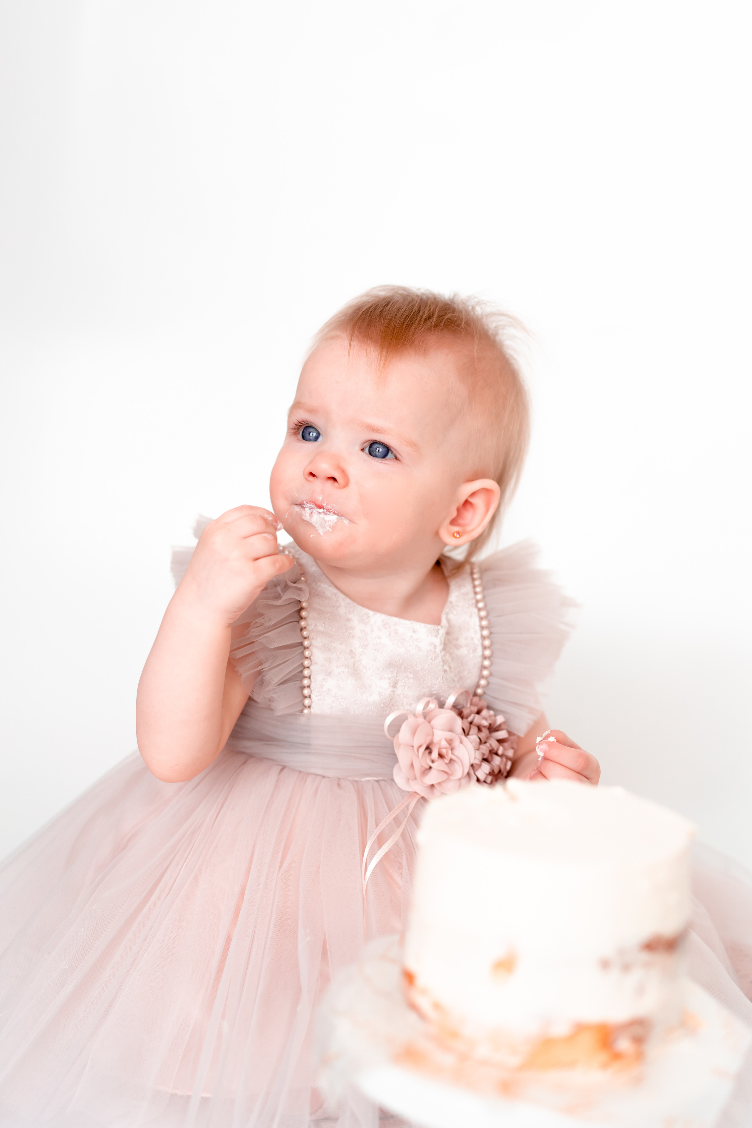 Крушение торта, Smash cake. Детская, семейная фотостудия в Санкт-Петербурге