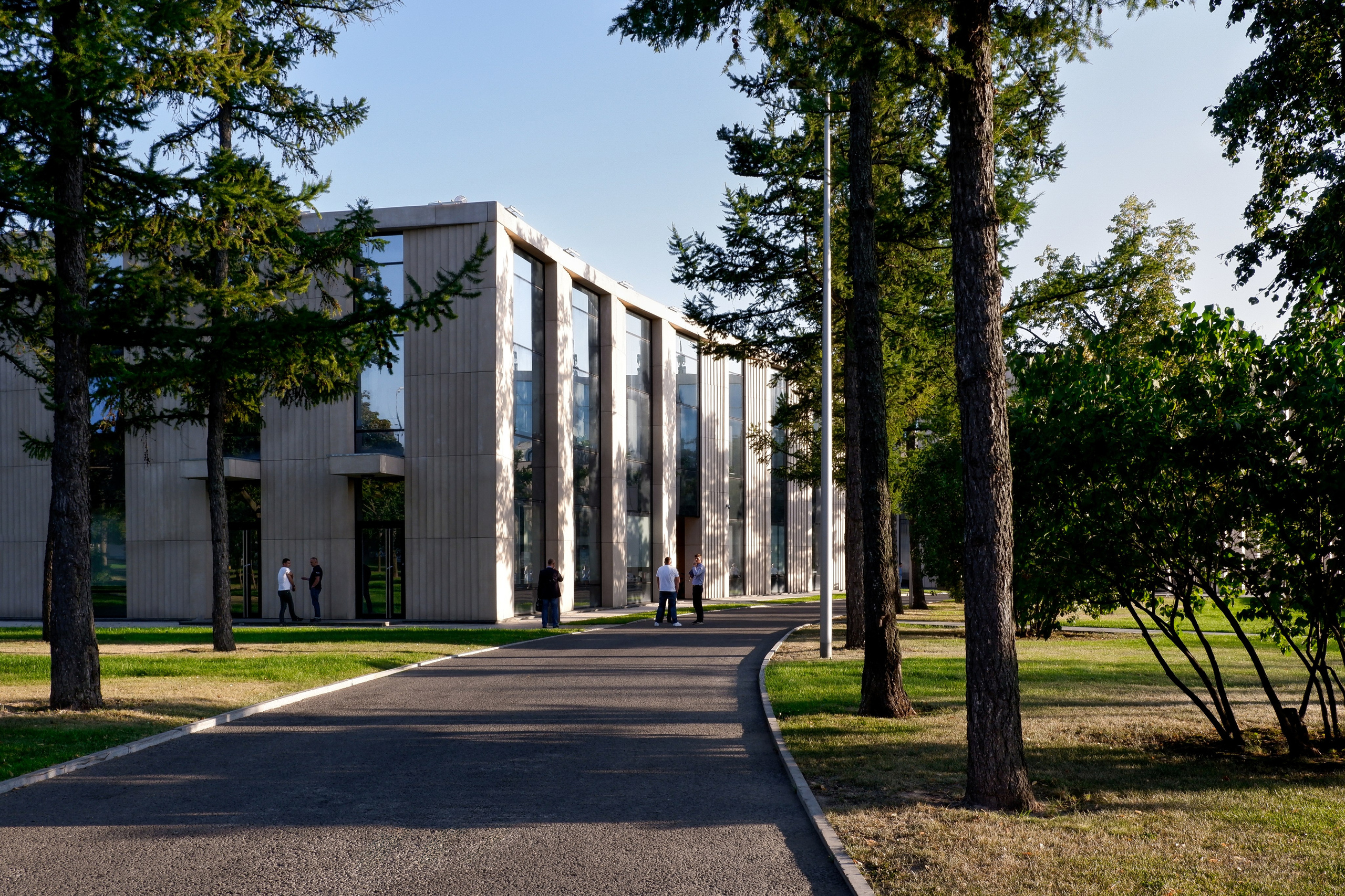 Благоустройство улицы Лужники. Михаил Мулач | Архитектурный фотограф
