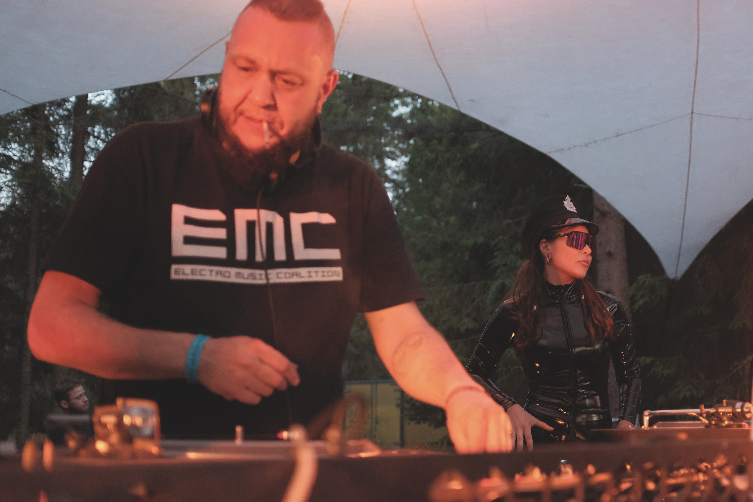 Пикник на обочине от команды EMC. 11июля 2025. Репортажный фотограф в Санкт-Петербурге Даниил Могута