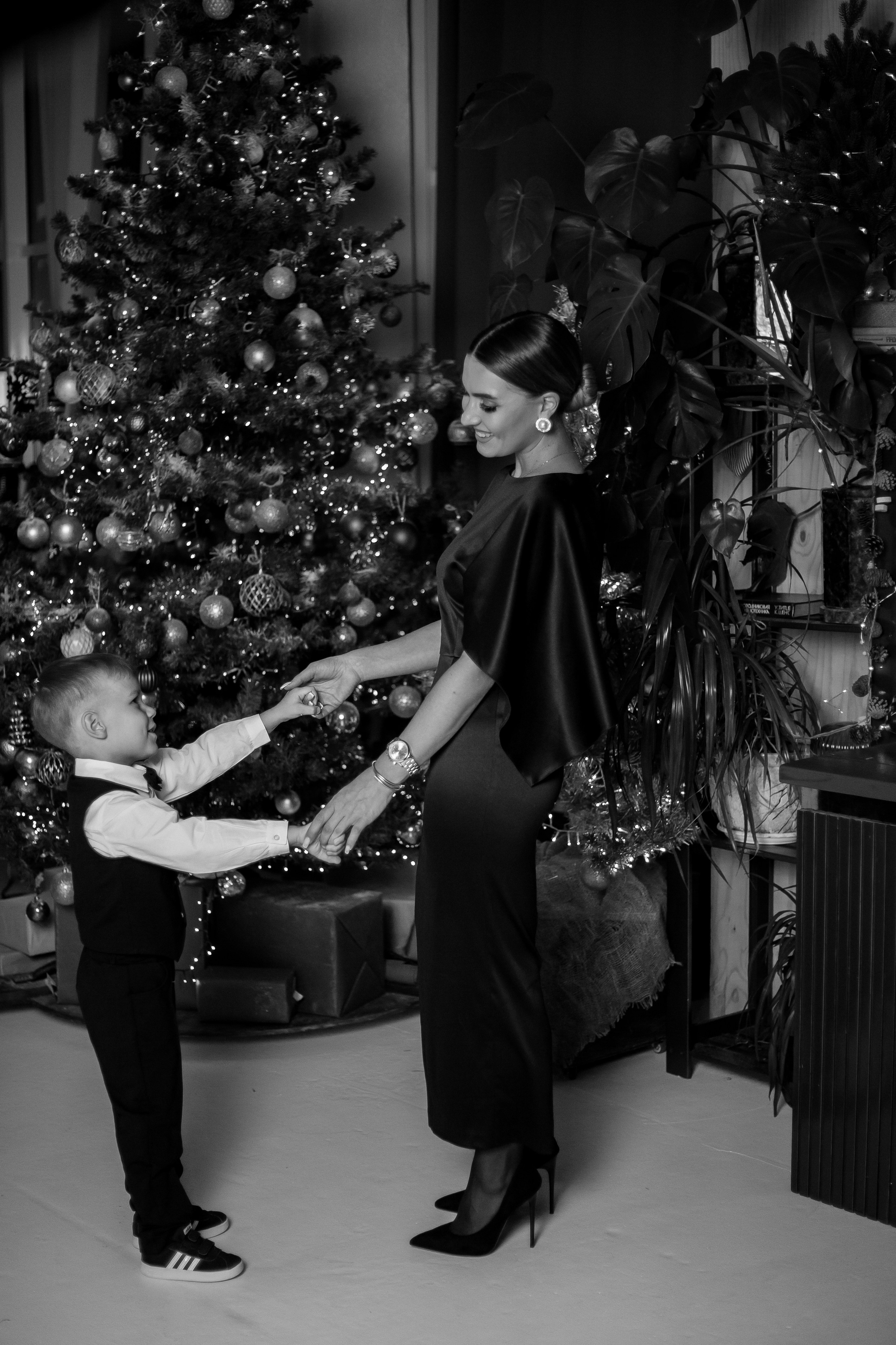 Мама и сын. Фотограф Мария Новоселова. Сургут