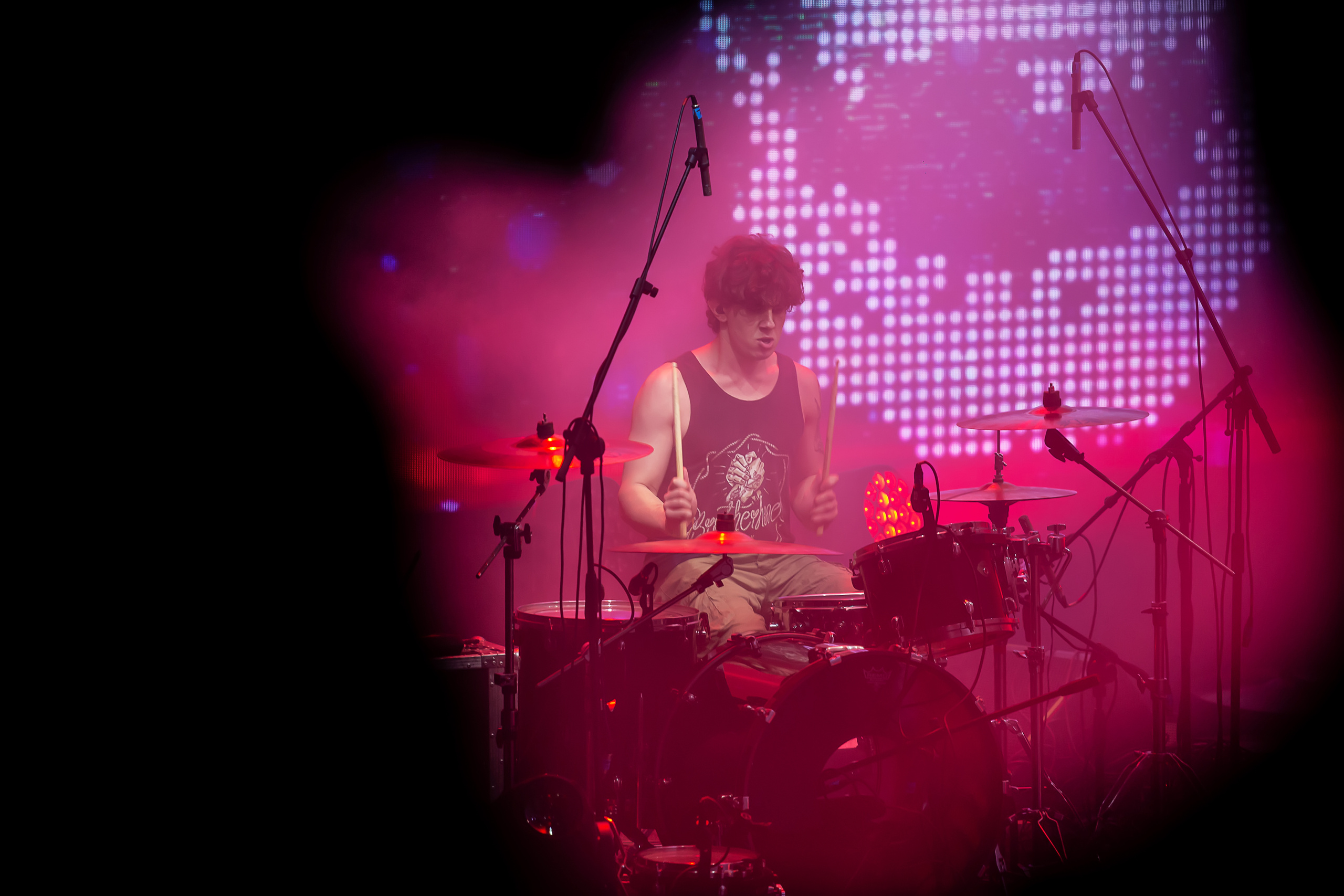 Группа БЕZ Б 29 августа 2020 выступила на фестивале PUN KRUPOR в ДК Горбунова