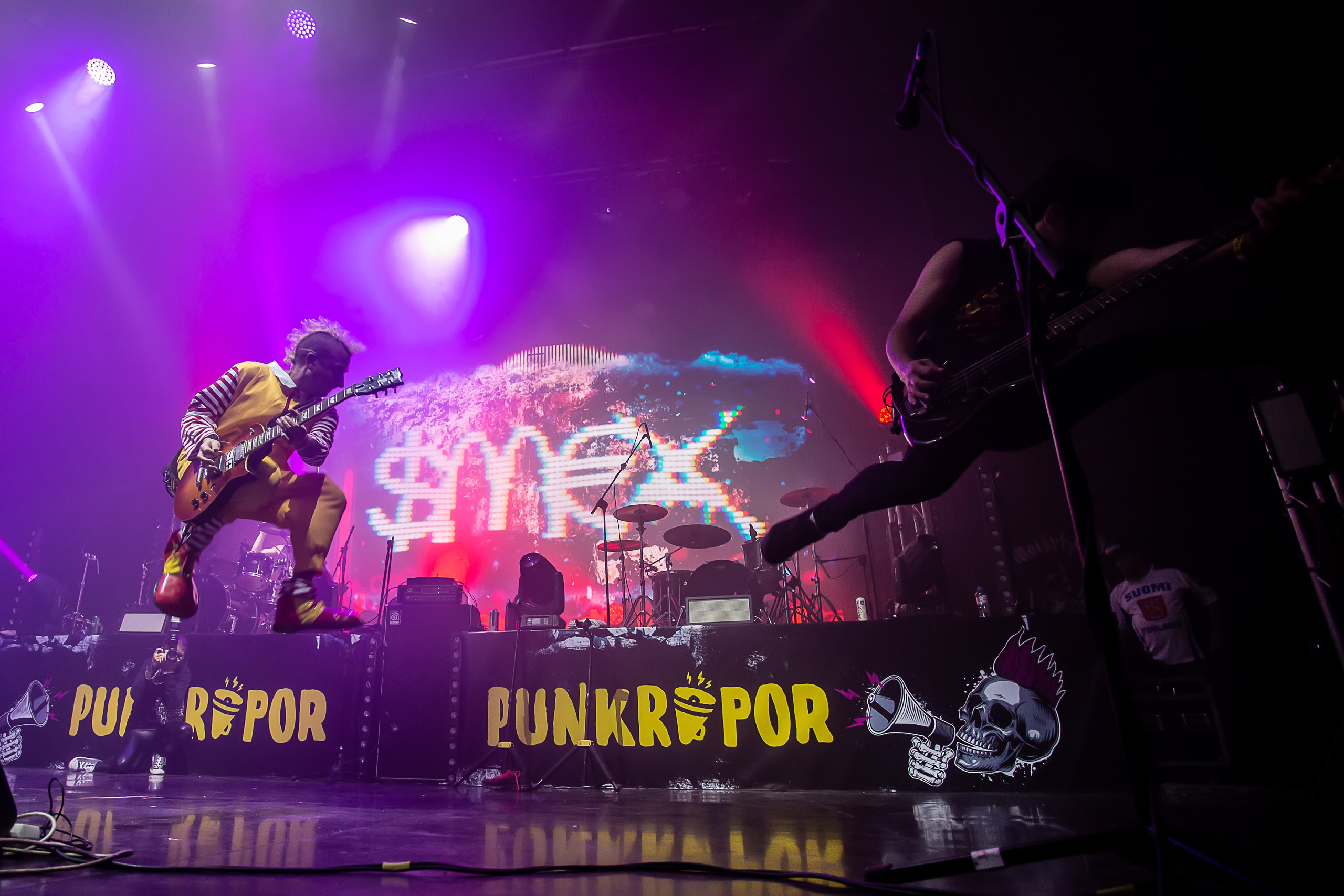 Группа БЕZ Б 29 августа 2020 выступила на фестивале PUN KRUPOR в ДК Горбунова