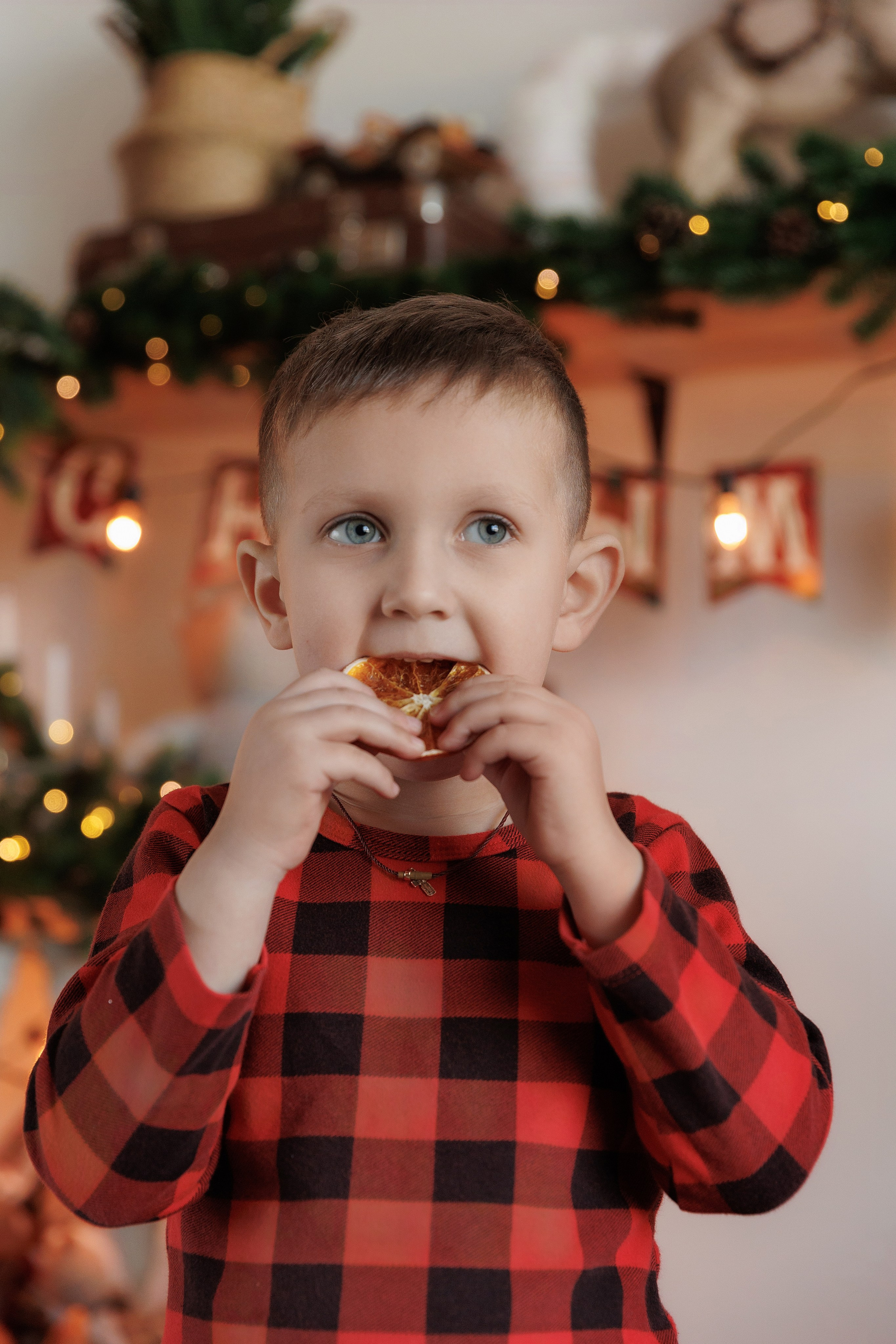 Татьяна с семьей. Фотограф женского портрета, беременности и материнства Харькова Елена