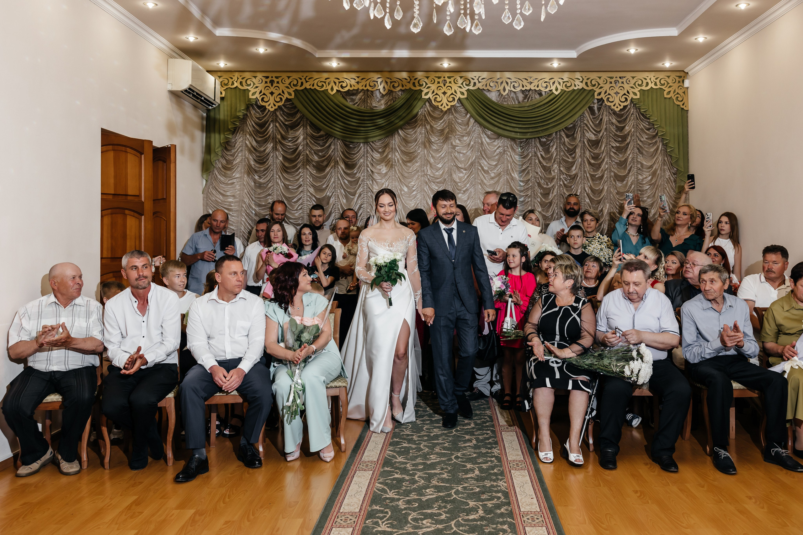 Анонс свадьбы Юлии и Сергея. Свадебный фотограф в Крыму и Севастополе Ольга Баскакова