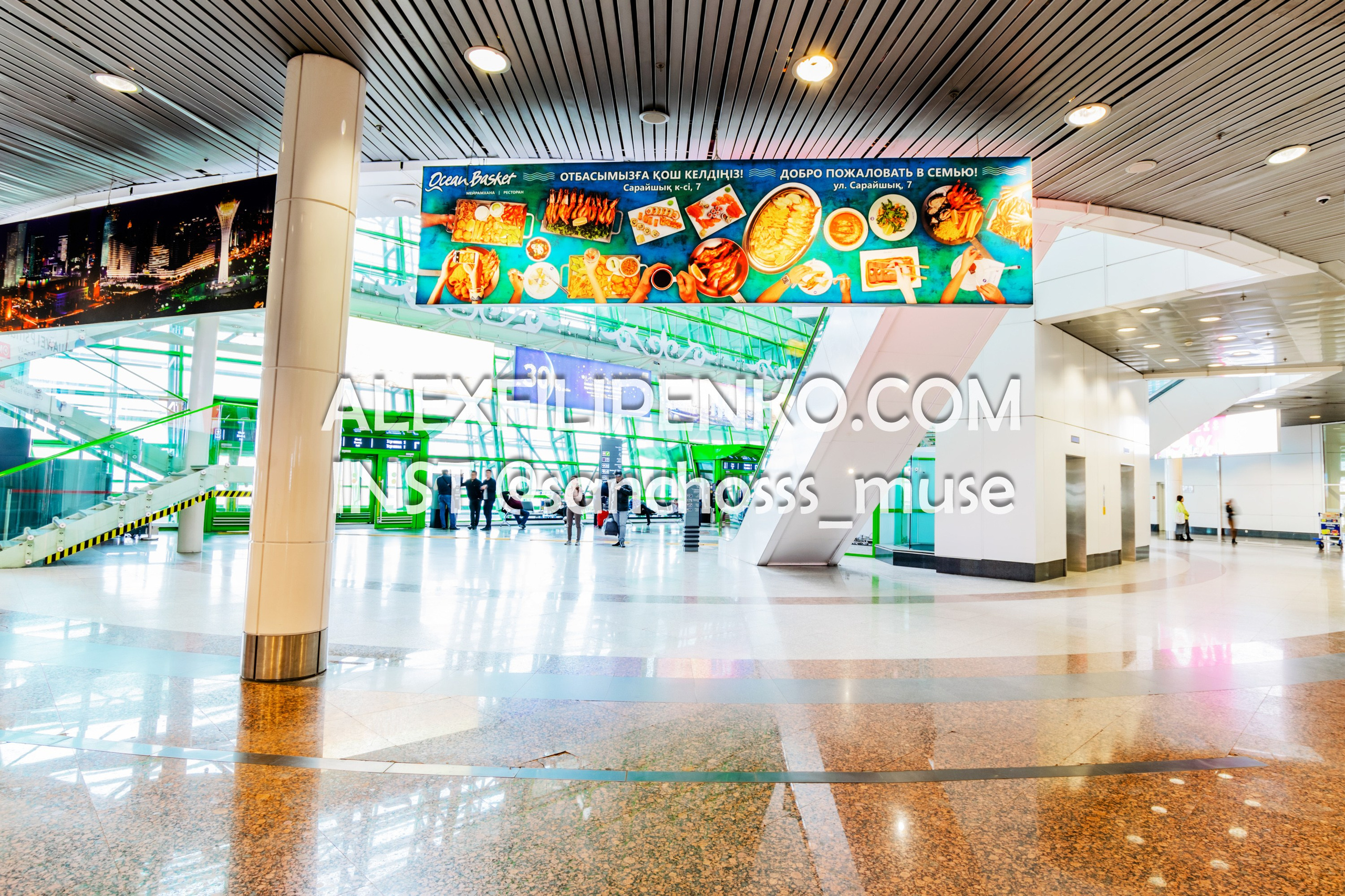 Фотосъемка для рекламного оператора MYD Production в Аэропорту Астаны. Фотограф интерьера недвижимости и архитектуры в Астане