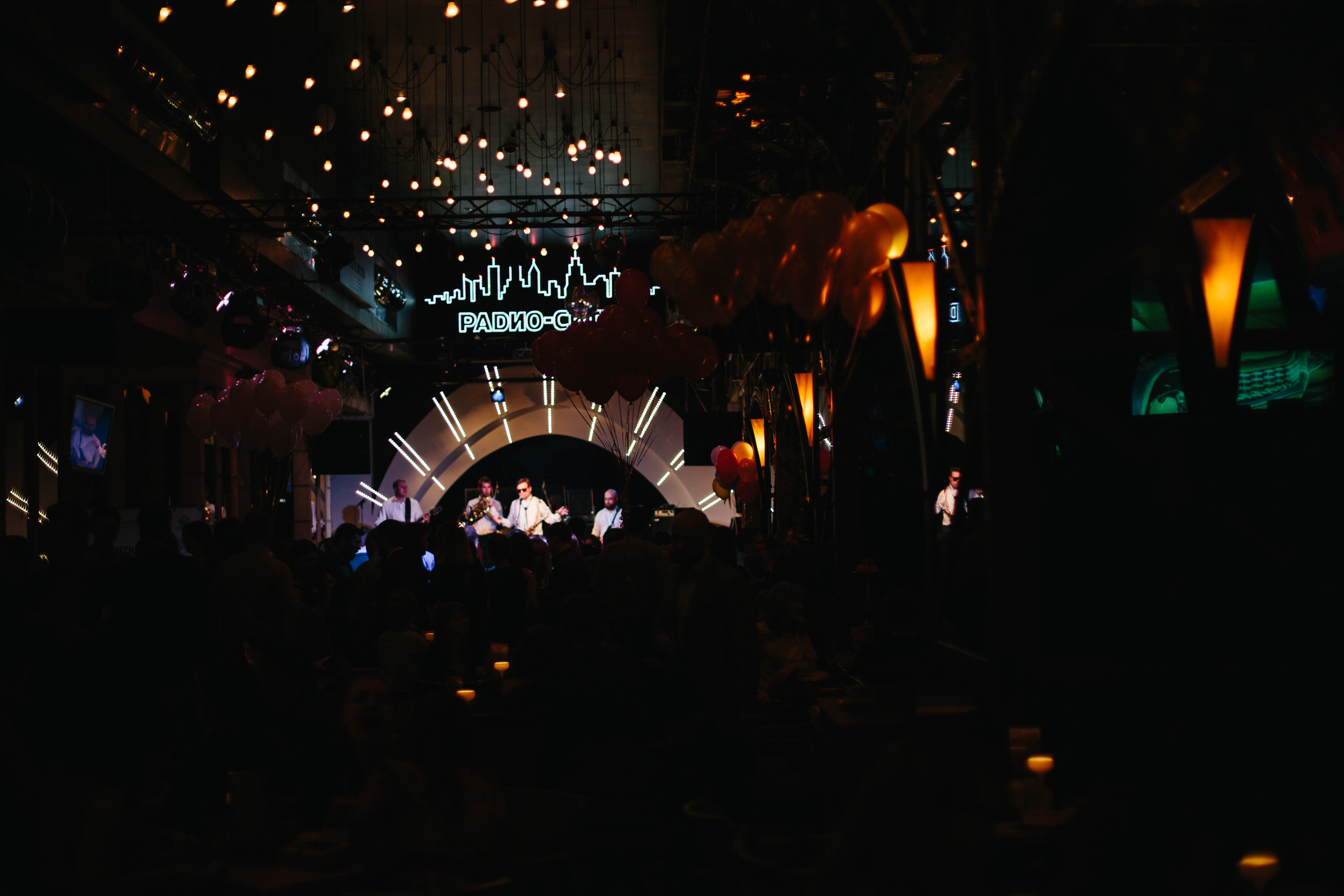 Дипломатическая весна. Свадебные фотосессии в Москве. Фотограф Сергей Ржевский