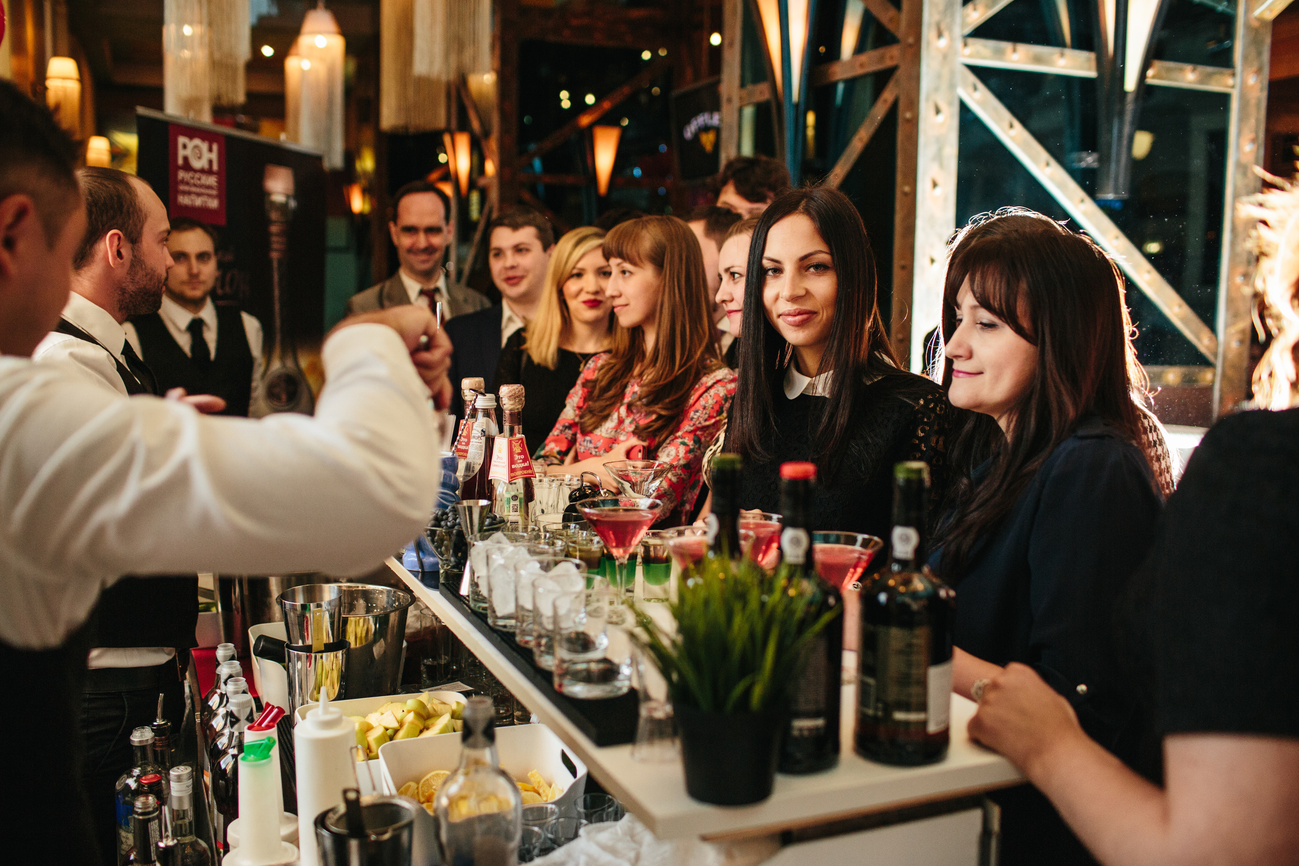 Дипломатическая весна. Свадебные фотосессии в Москве. Фотограф Сергей Ржевский