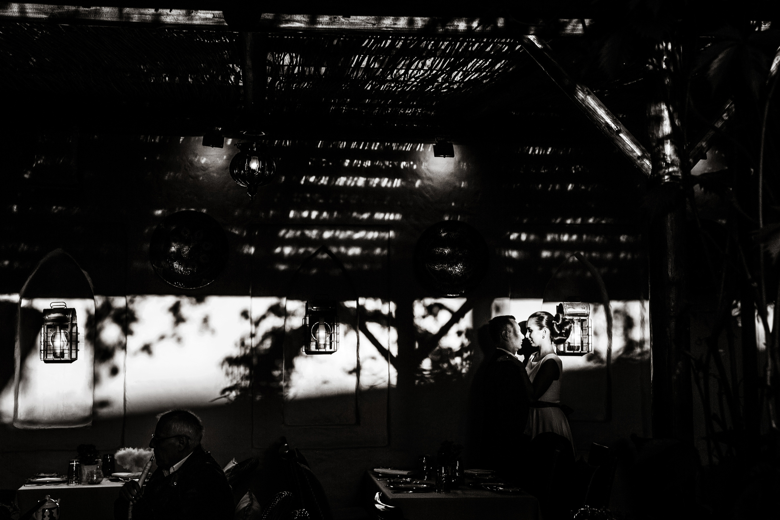 Валерия и Дмитрий свадьба в кедах. Свадебные фотосессии в Москве. Фотограф Сергей Ржевский