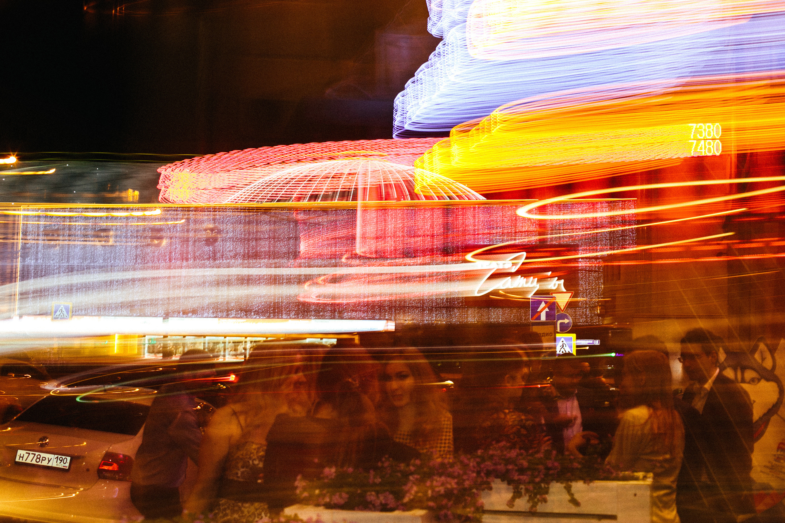 Дипломатическая весна. Свадебные фотосессии в Москве. Фотограф Сергей Ржевский