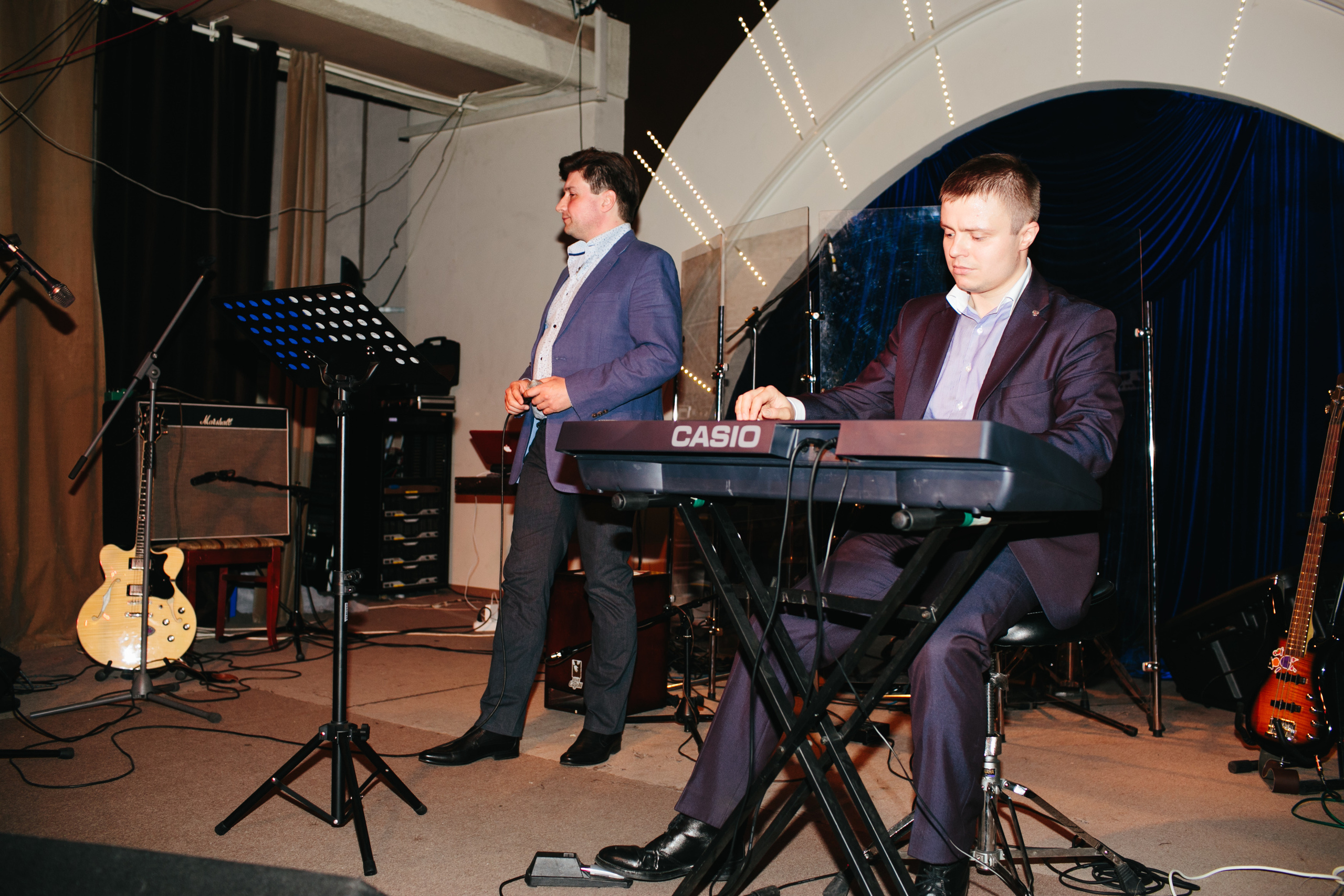 Дипломатическая весна. Свадебные фотосессии в Москве. Фотограф Сергей Ржевский