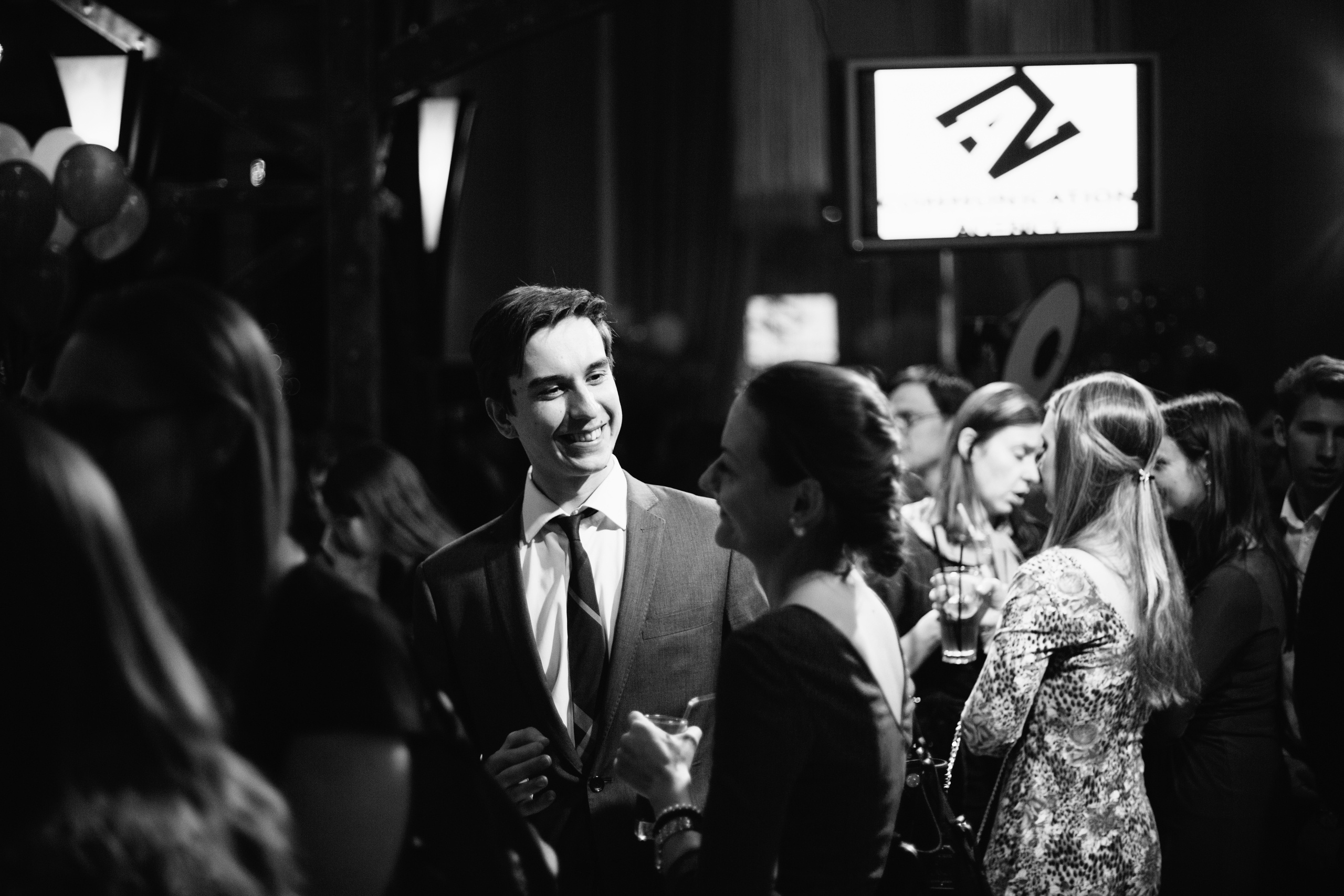 Дипломатическая весна. Свадебные фотосессии в Москве. Фотограф Сергей Ржевский