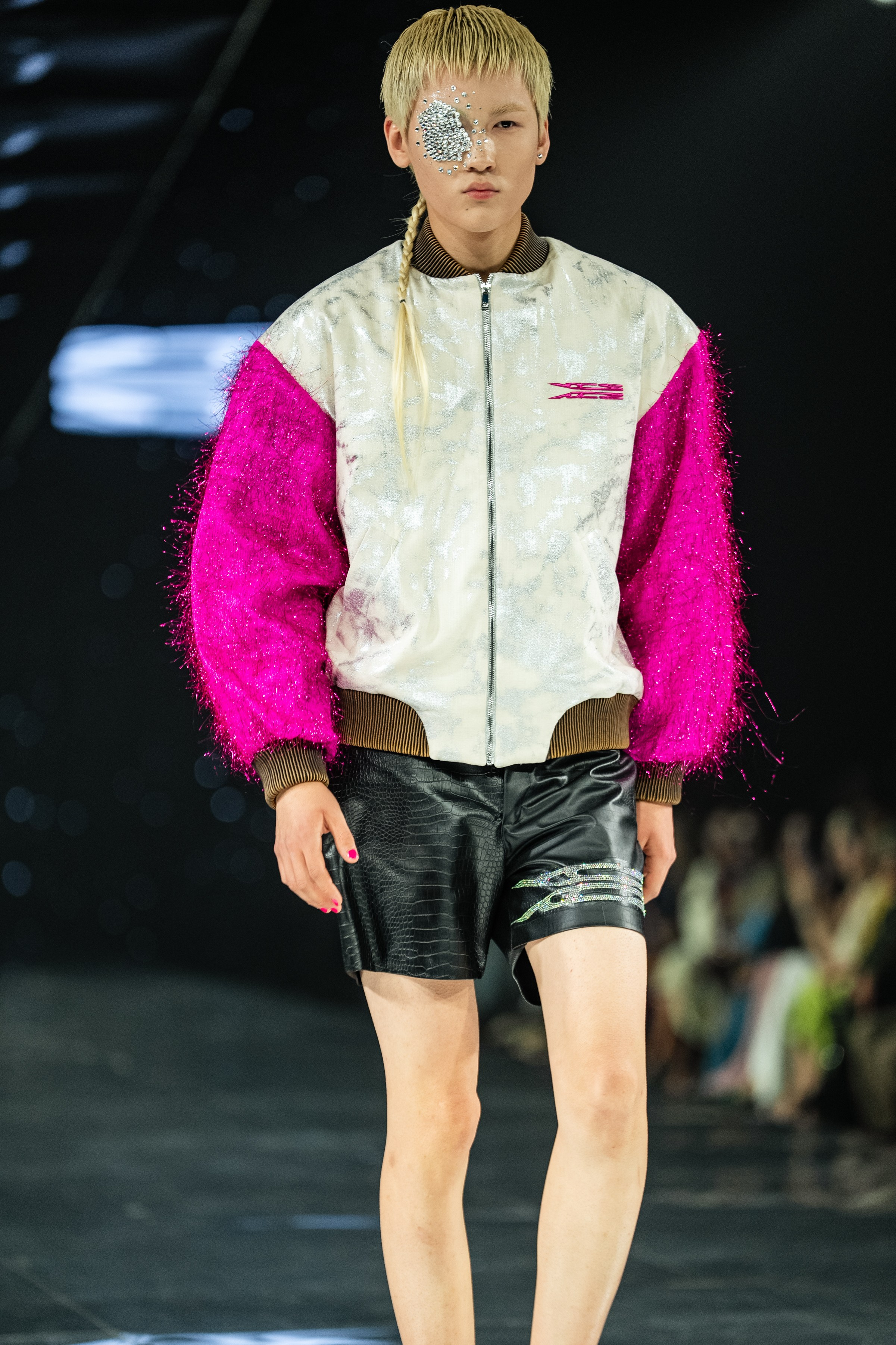Visa Fashion Week YESYES. Сайт Алматинского НЮ АРТ, будуар и фэшн фотографа Дениса Карпенко