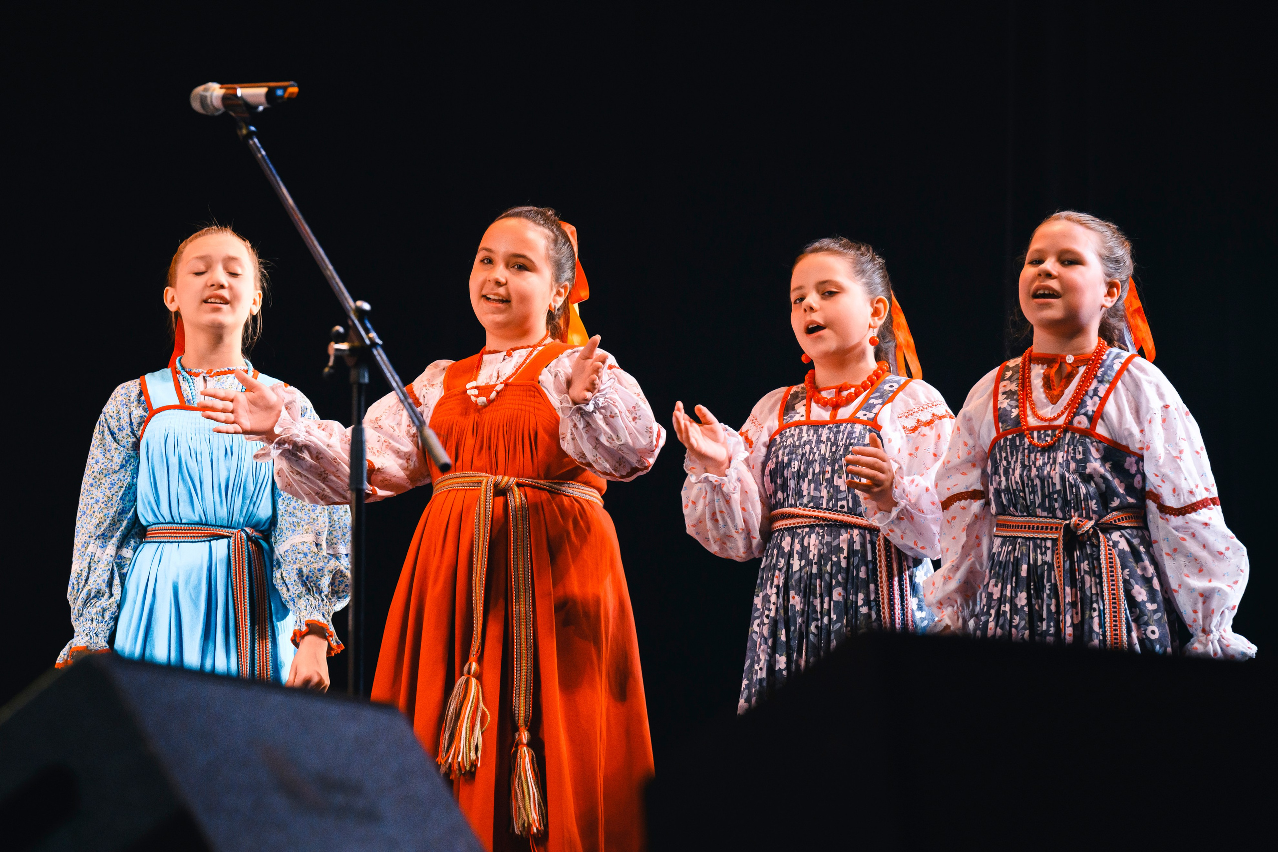 23 апреля, часть 1, БКЗ Октябрьский, г. Санкт-Петербург. Золотое яблочко