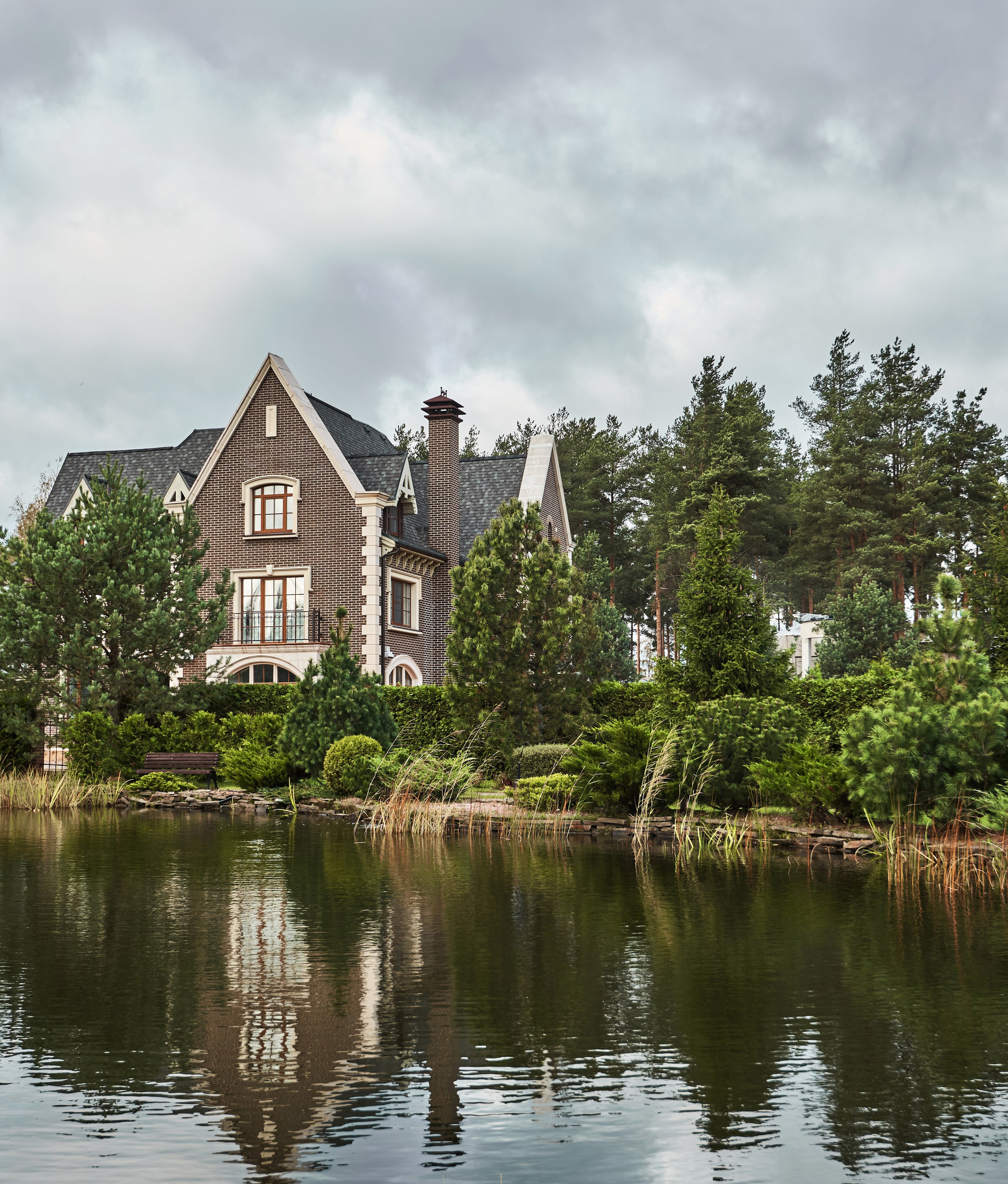 ЛАМБЕРИ | ПОСЕЛОК В АНГЛИЙСКОМ СТИЛЕ. Интерьерный и архитектурный фотограф в Сочи МАКСИМ КСЕНЗОВ