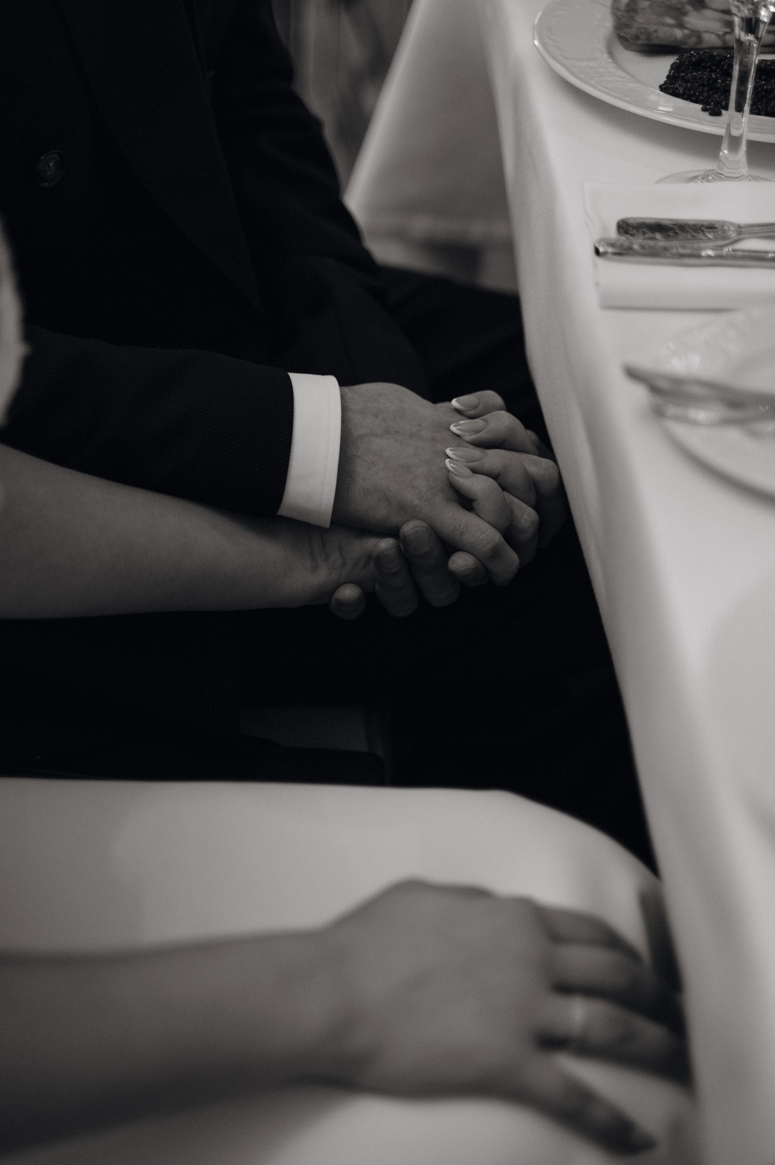 Дмитрий и Луиза. Гостиница Националь и ресторан Белуга. Свадебный фотограф Москва и Санкт-Петербург. Анастасия Чудина