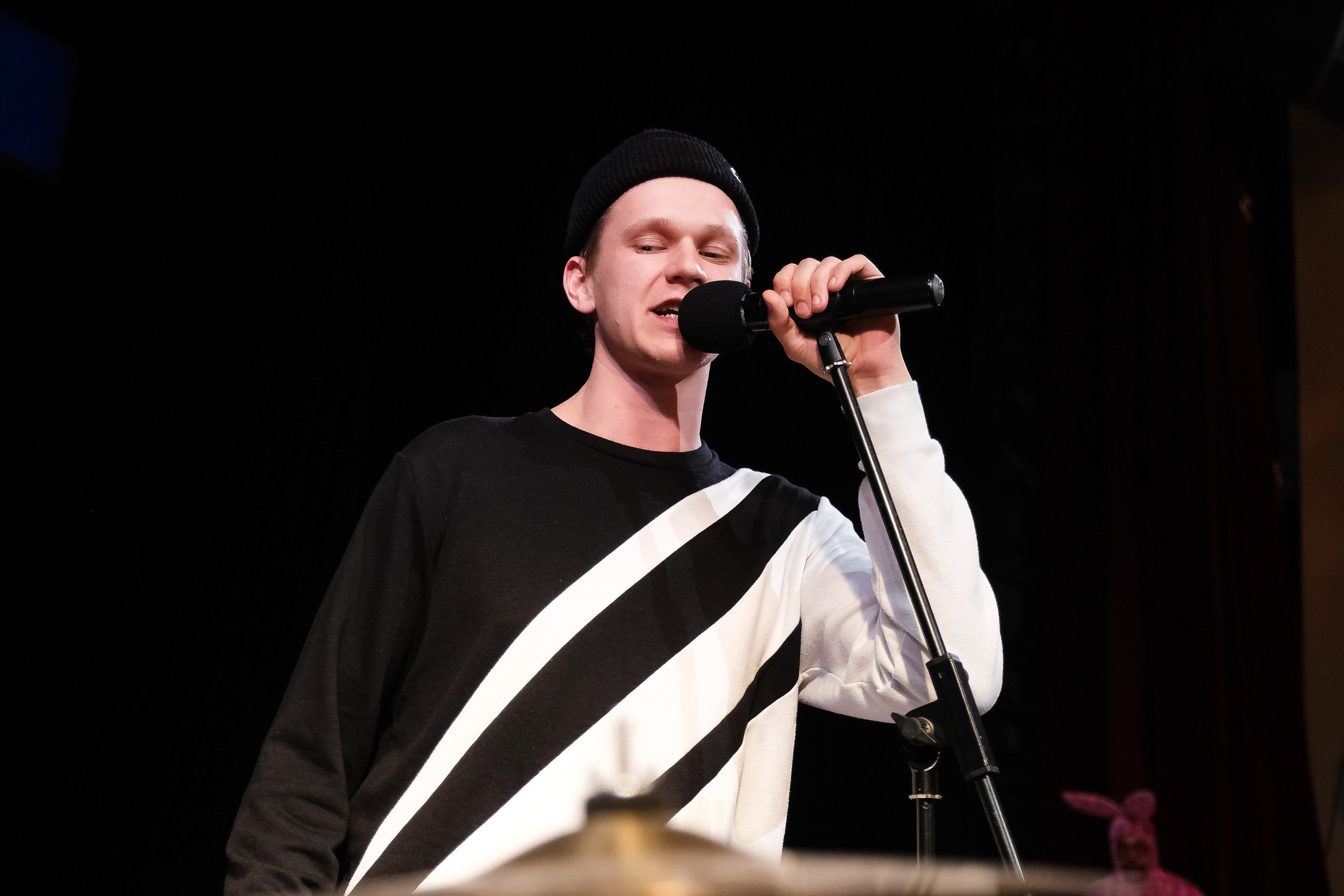 Ганди молчал по субботам. Фотограф Анатолий Деникин